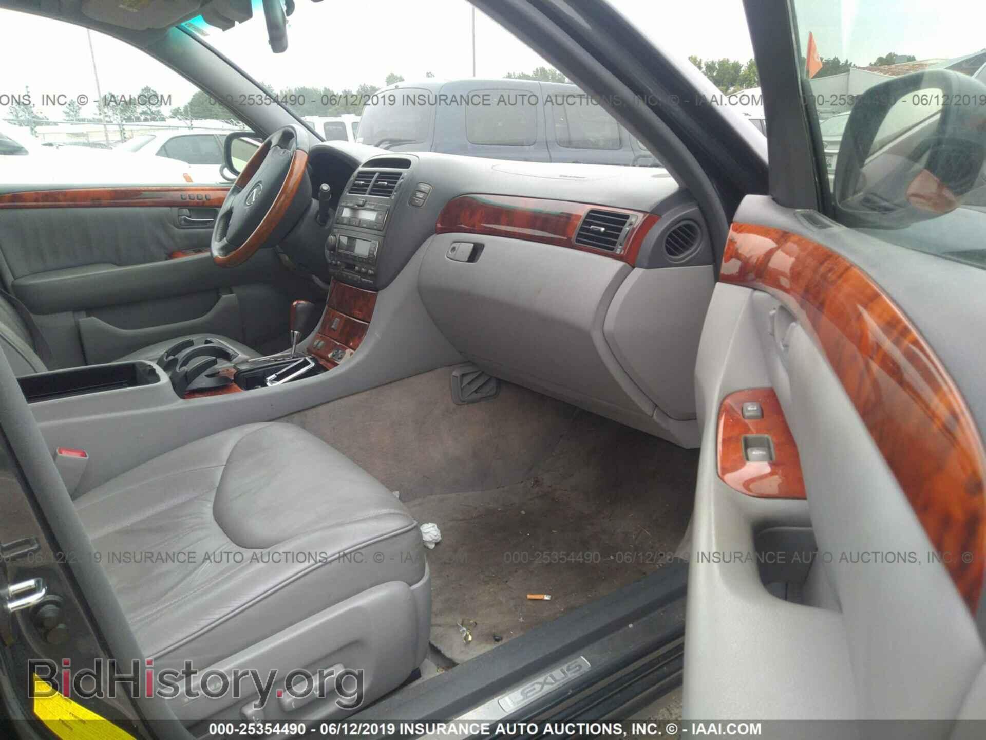 2004 LEXUS LS - VIN: JTHBN36F440132061 - Photo 5