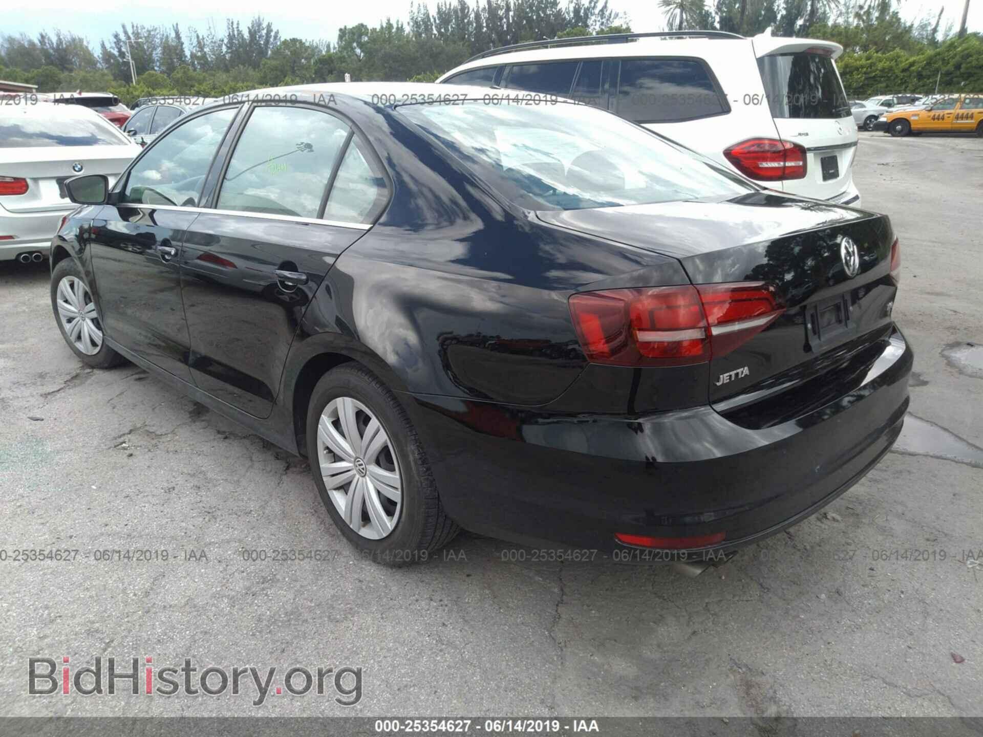 2017 VOLKSWAGEN JETTA - VIN: 3VW2B7AJ1HM403994 - Фото 3