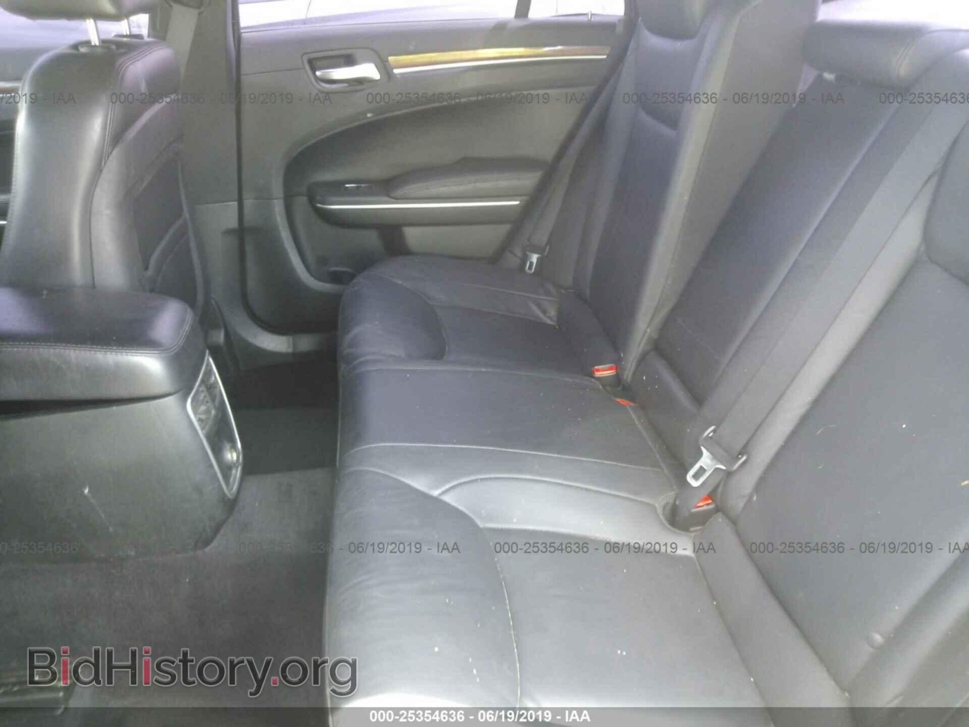 2013 CHRYSLER 300 - VIN: 2C3CCAAG6DH572752 - Фото 8