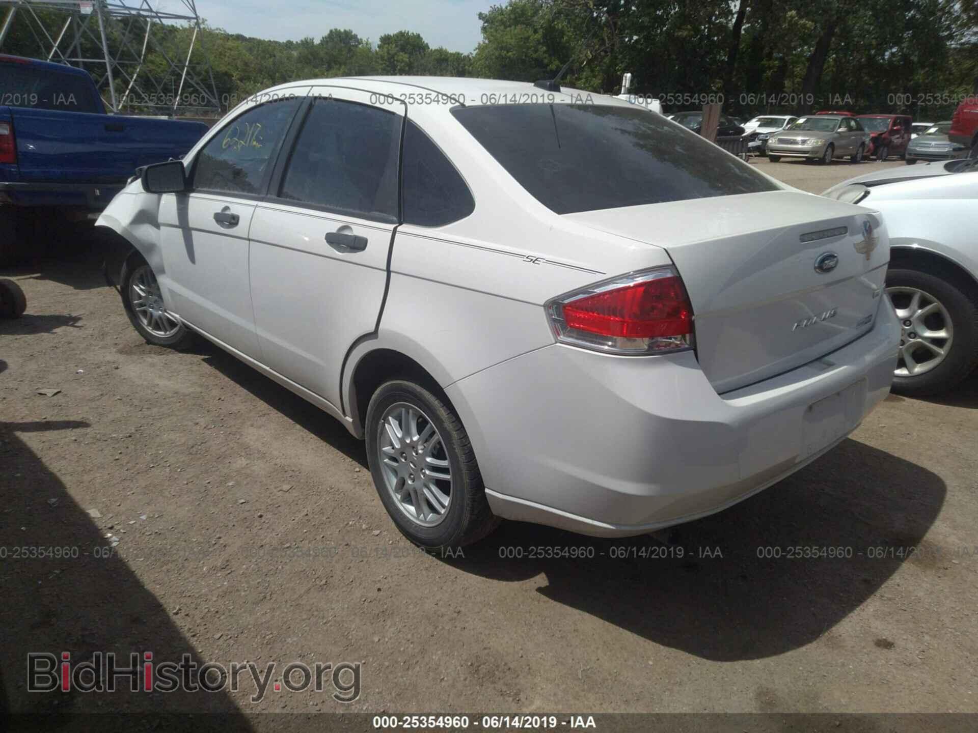 2011 FORD FOCUS - VIN: 1FAHP3FN6BW126338 - Фото 3