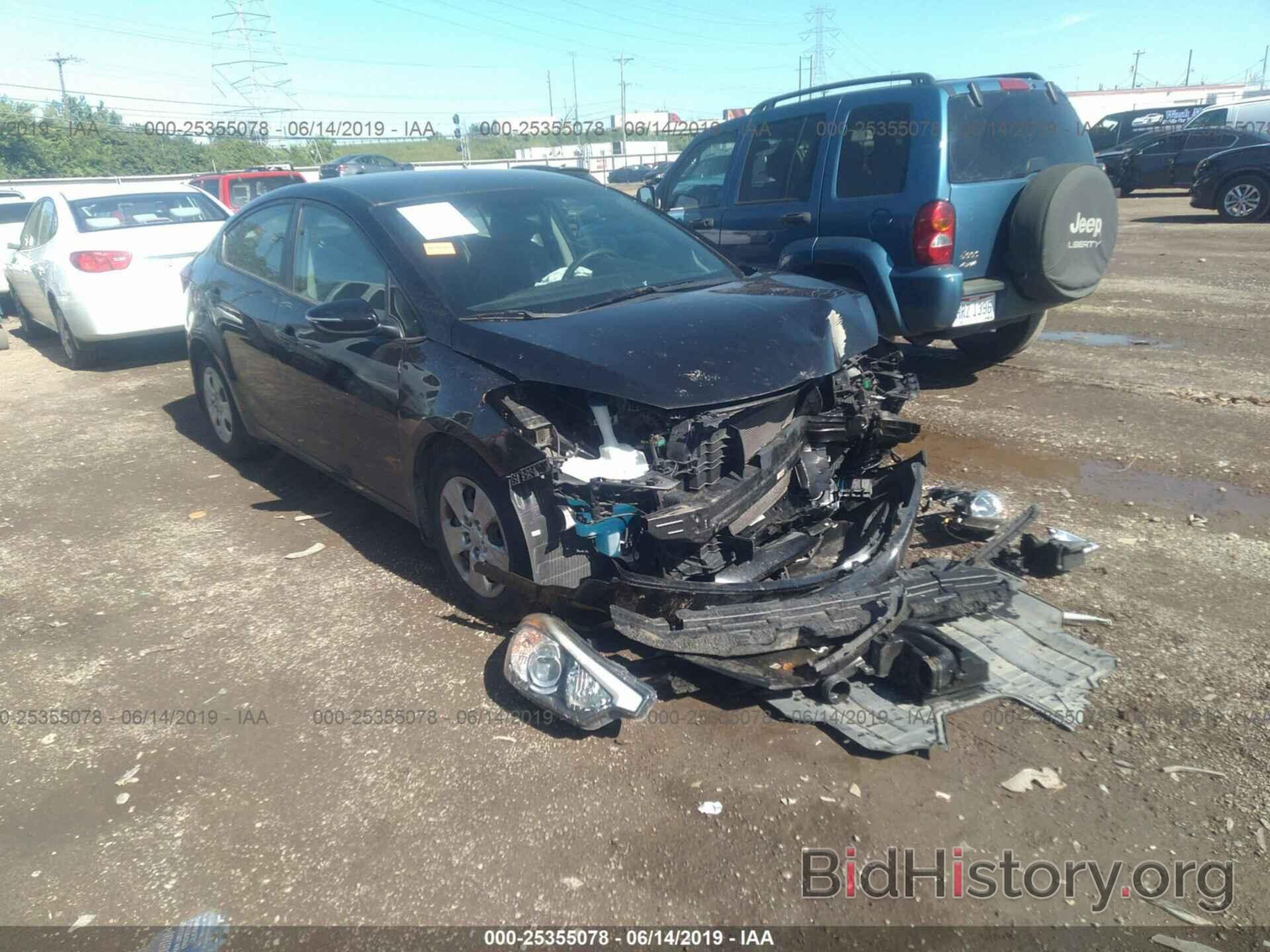 Photo KNAFX4A6XF5351779 - KIA FORTE 2015