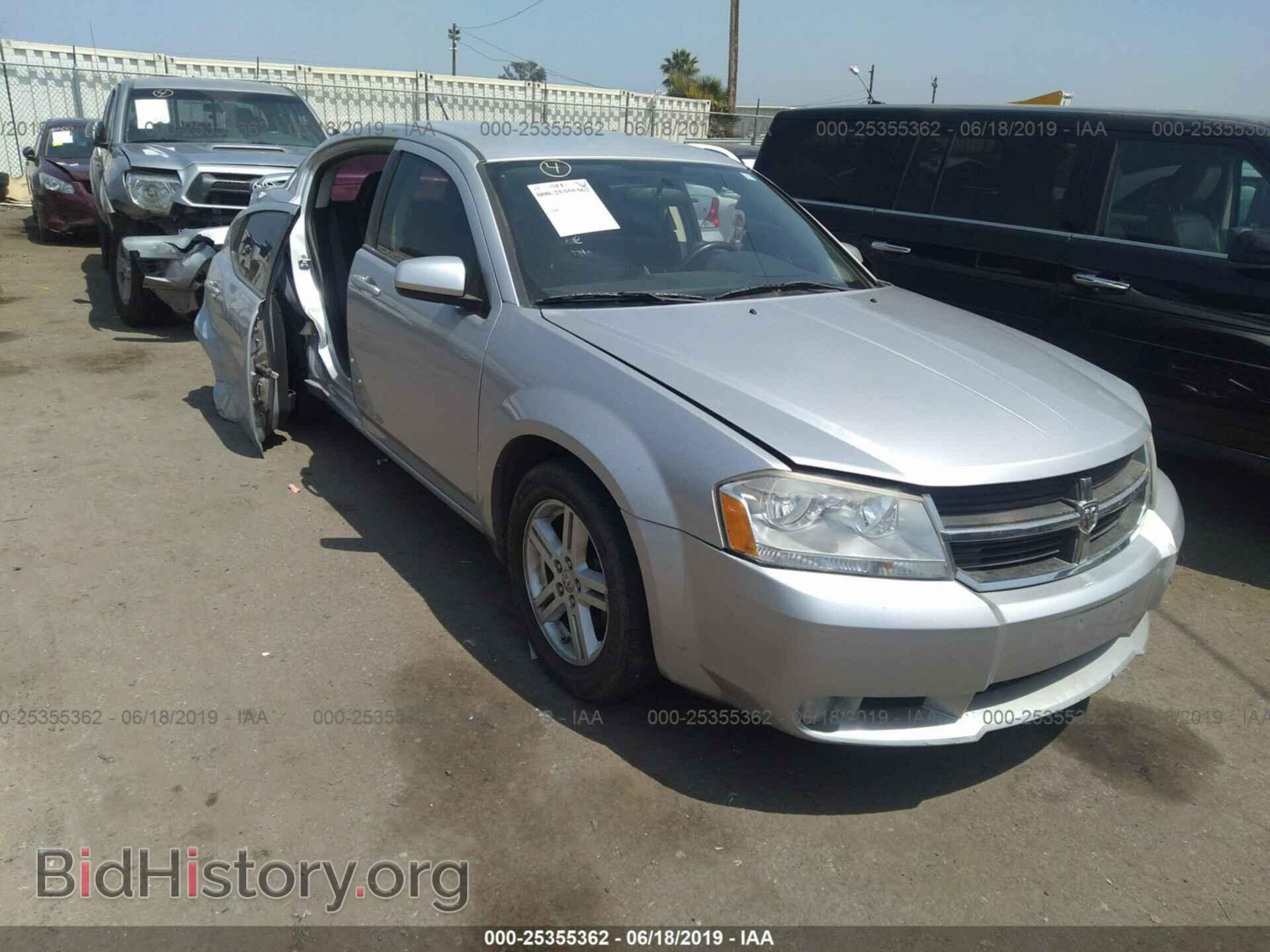 Фотография 1B3CC5FB2AN174829 - DODGE AVENGER 2010