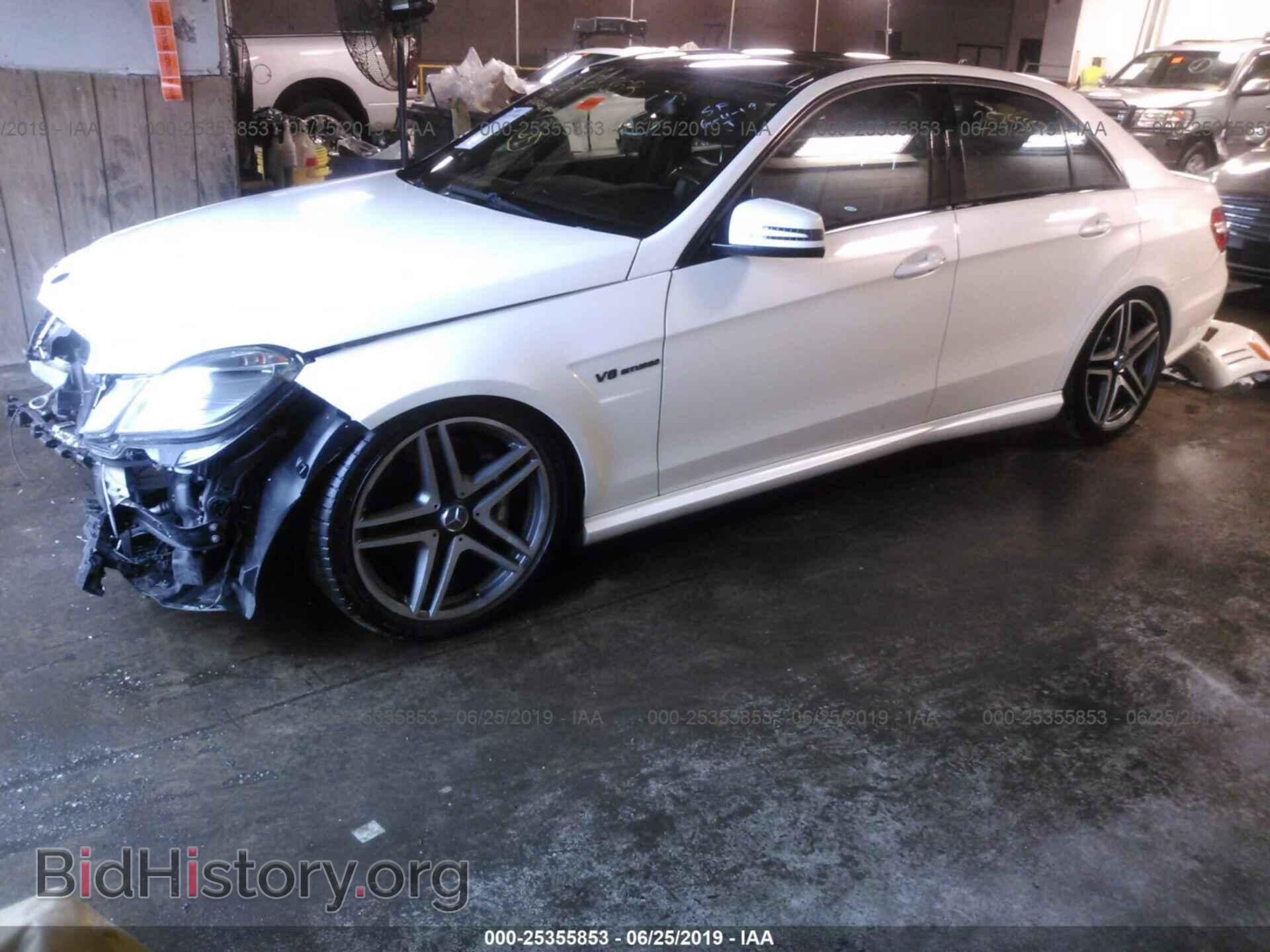 2013 MERCEDES-BENZ E-CLASS - VIN: WDDHF7EB6DA751632 - Фото 2