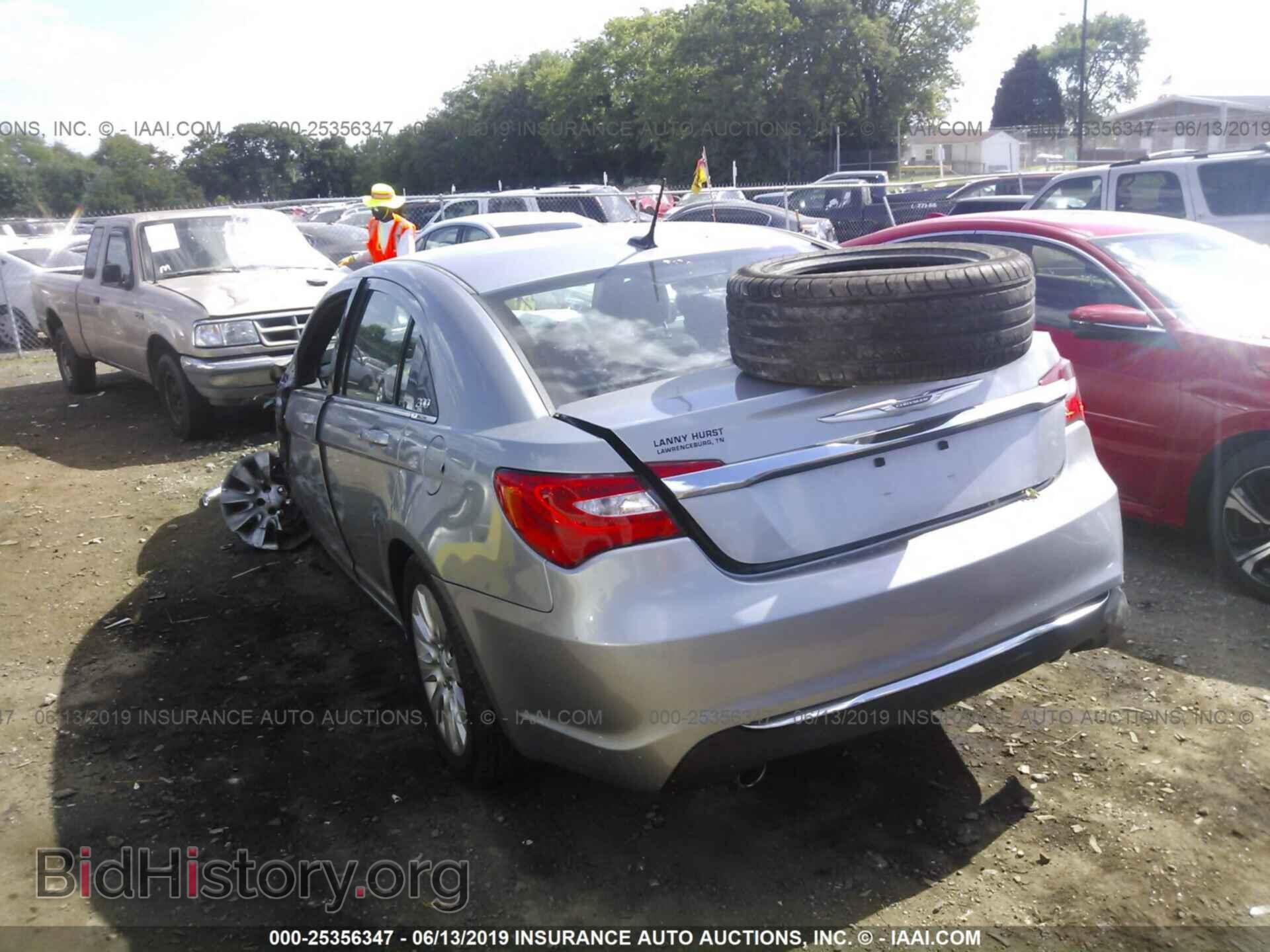 2014 CHRYSLER 200 - VIN: 1C3CCBAG3EN101804 - Фото 3