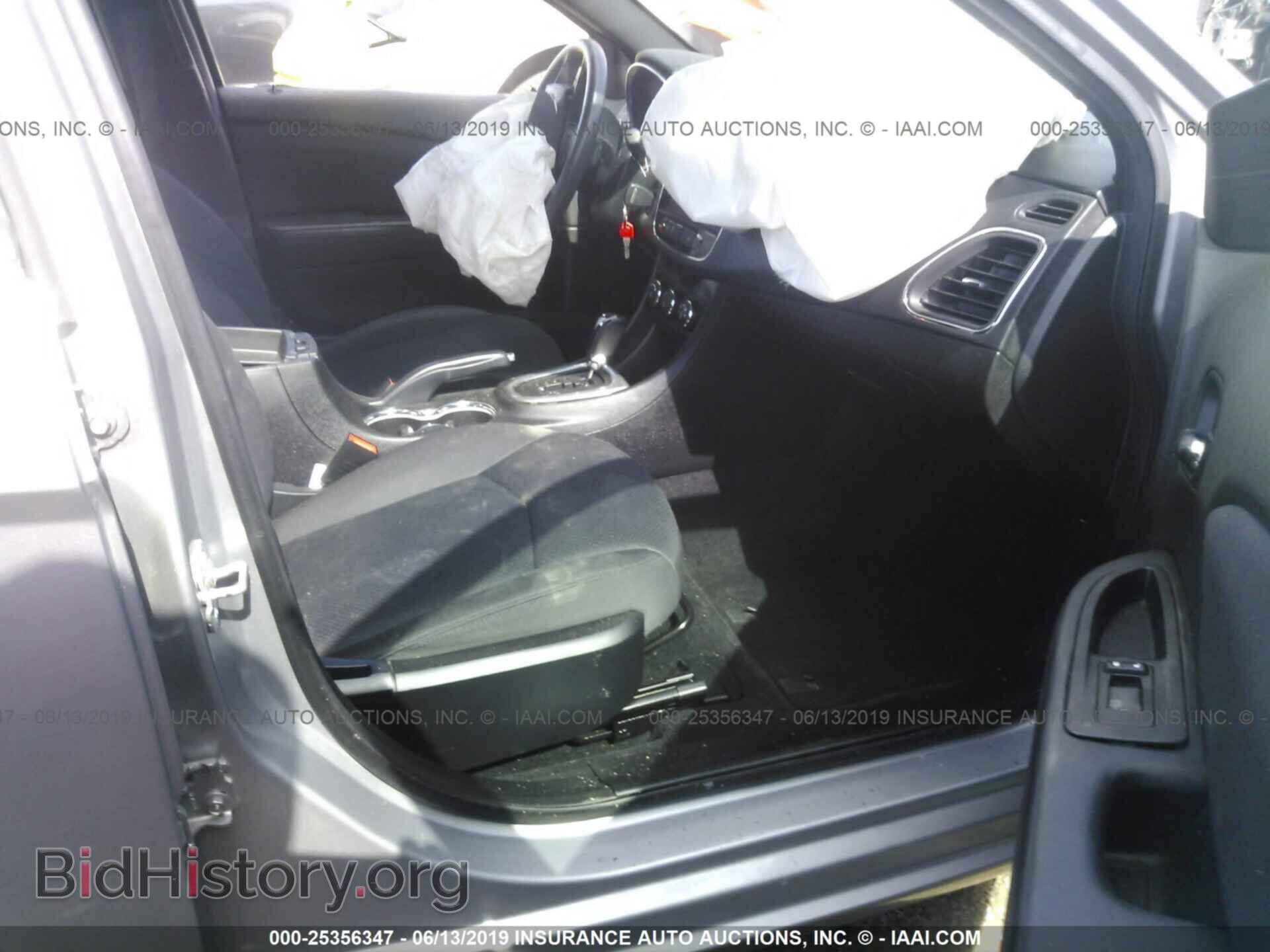 2014 CHRYSLER 200 - VIN: 1C3CCBAG3EN101804 - Фото 5
