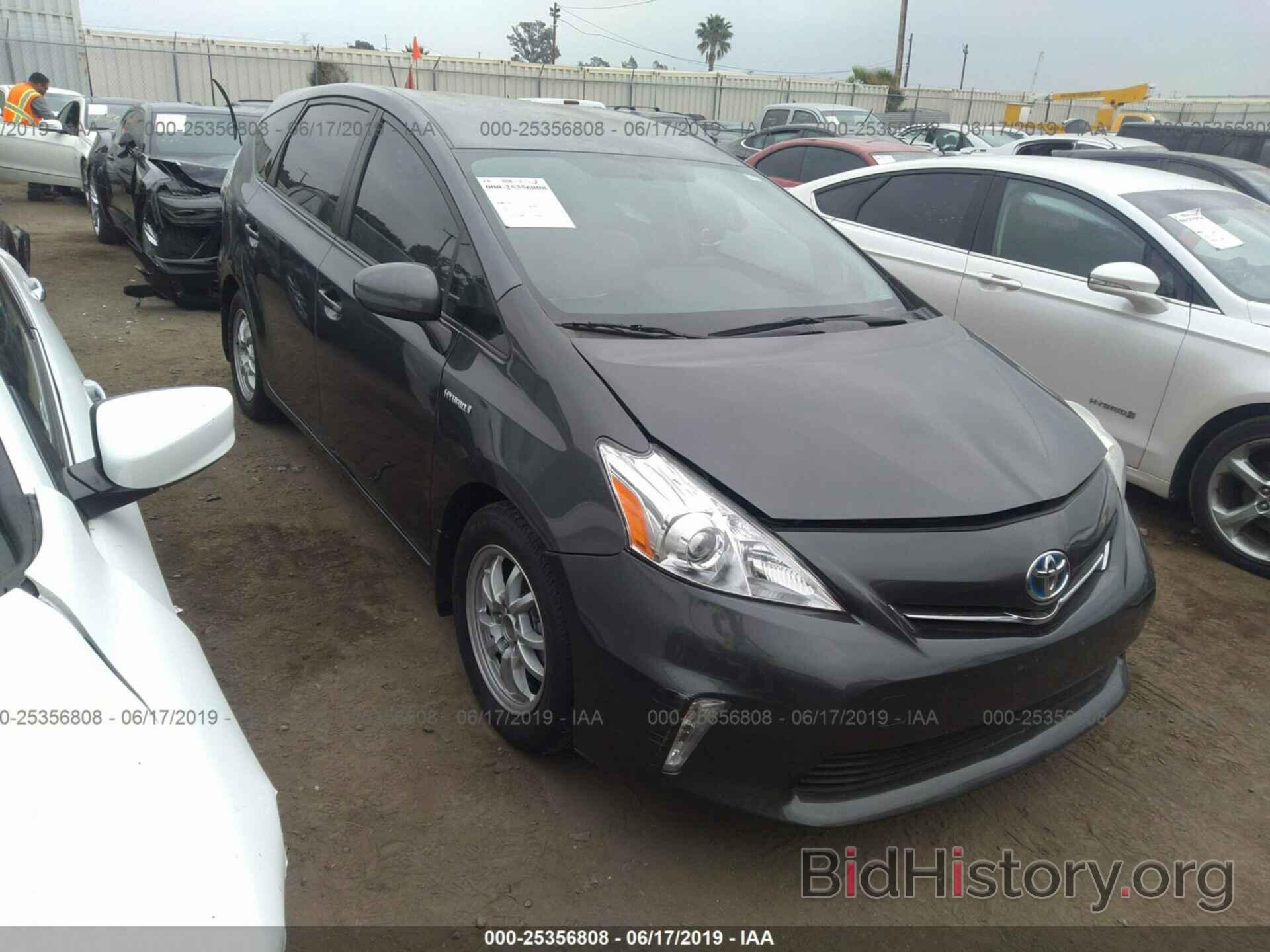 Фотография JTDZN3EU4C3053888 - TOYOTA PRIUS V 2012