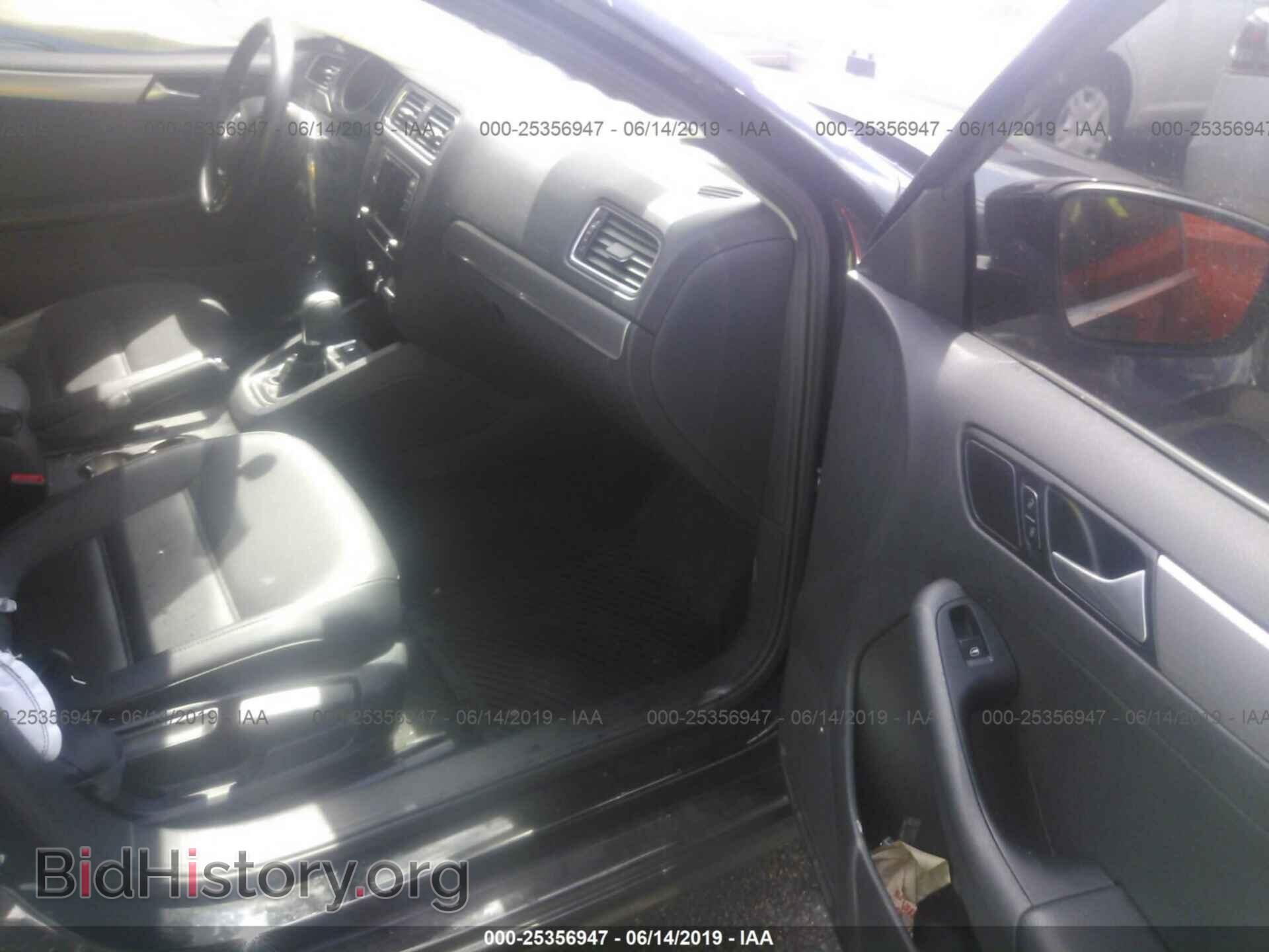 2017 VOLKSWAGEN JETTA - VIN: 3VWDB7AJ0HM229957 - Фото 5