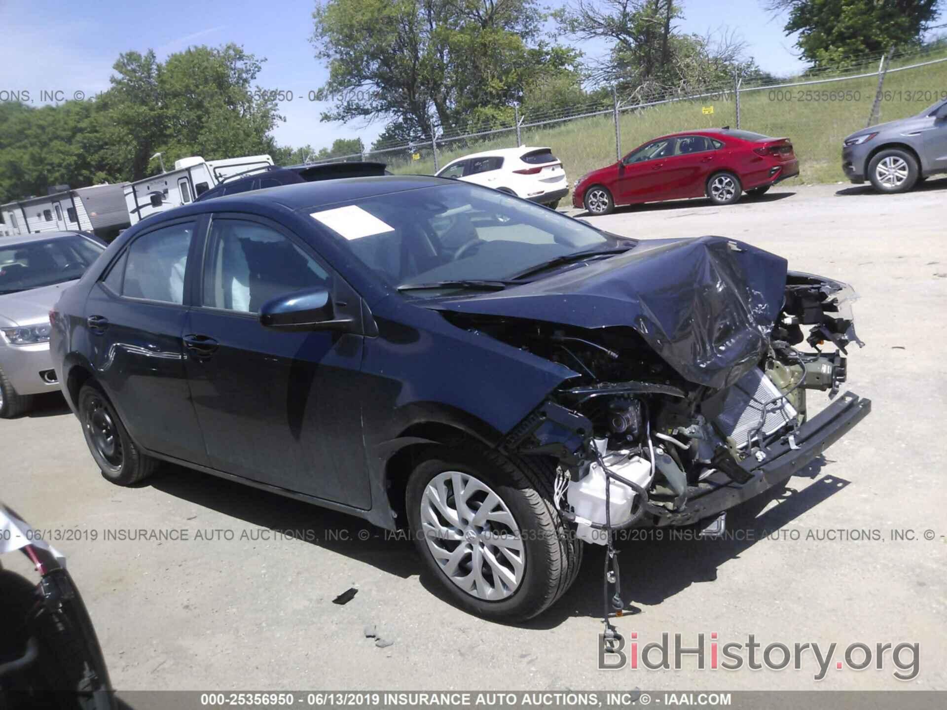 Photo 5YFBURHE3KP893839 - TOYOTA COROLLA 2019