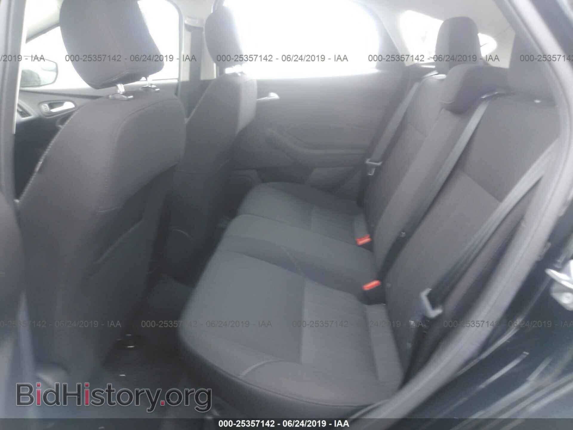 2017 FORD FOCUS - VIN: 1FADP3K2XHL264341 - Фото 8