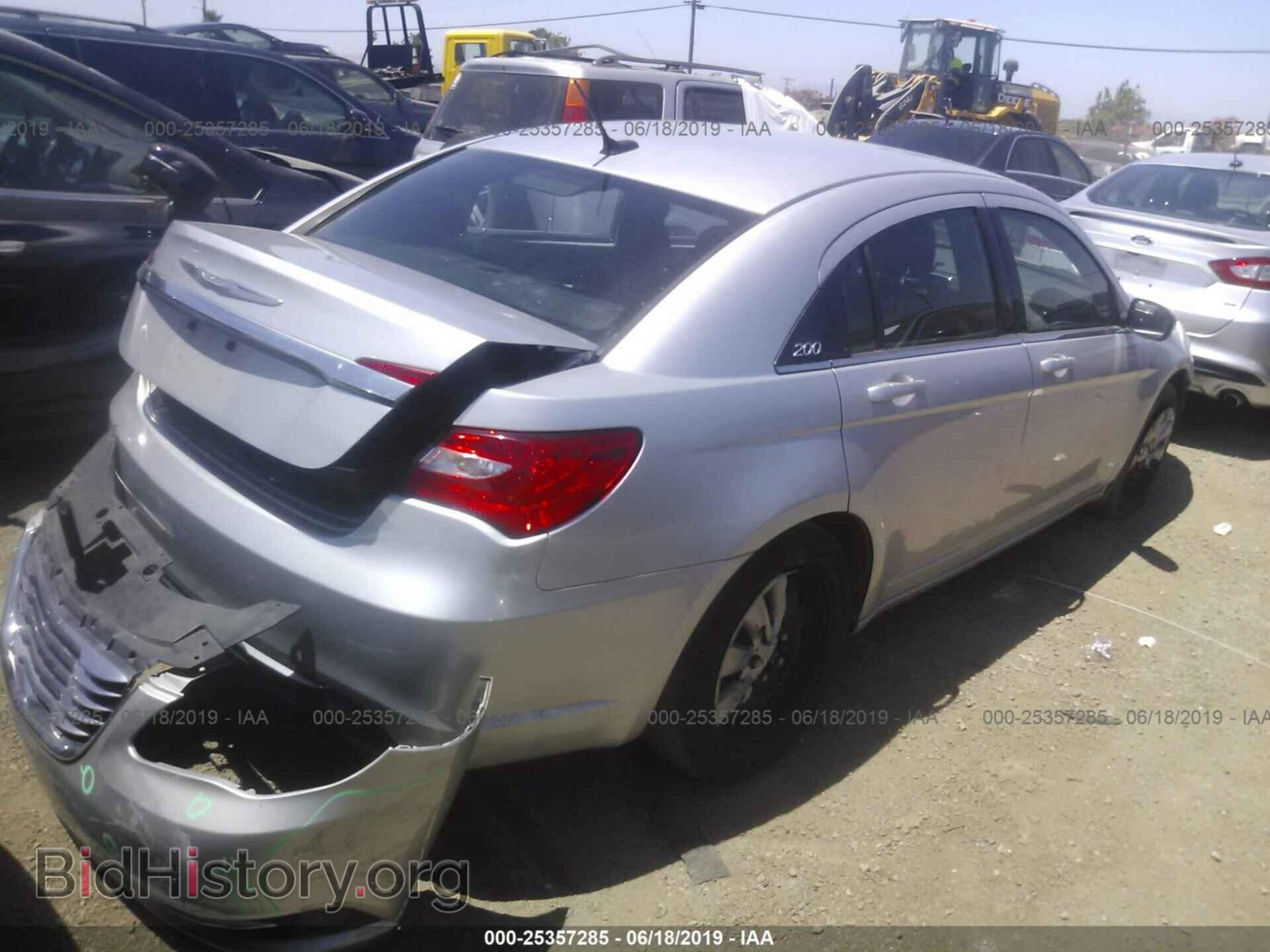 2012 CHRYSLER 200 - VIN: 1C3CCBAB0CN292681 - Фото 4