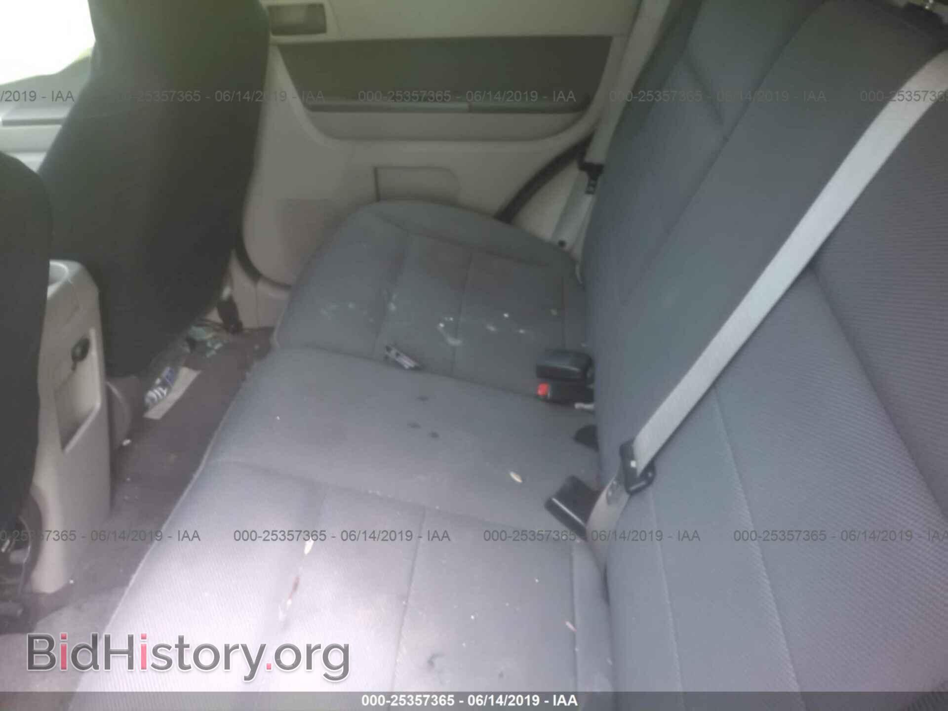 2009 FORD ESCAPE - VIN: 1FMCU03G09KB01384 - Фото 8