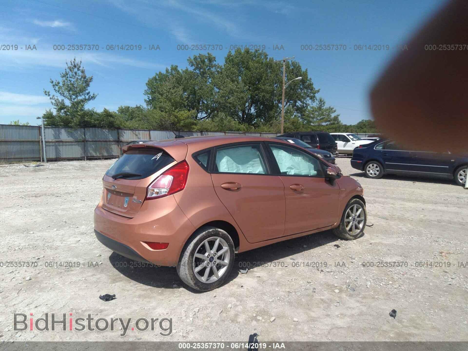 2017 FORD FIESTA - VIN: 3FADP4EJ3HM142945 - Photo 4