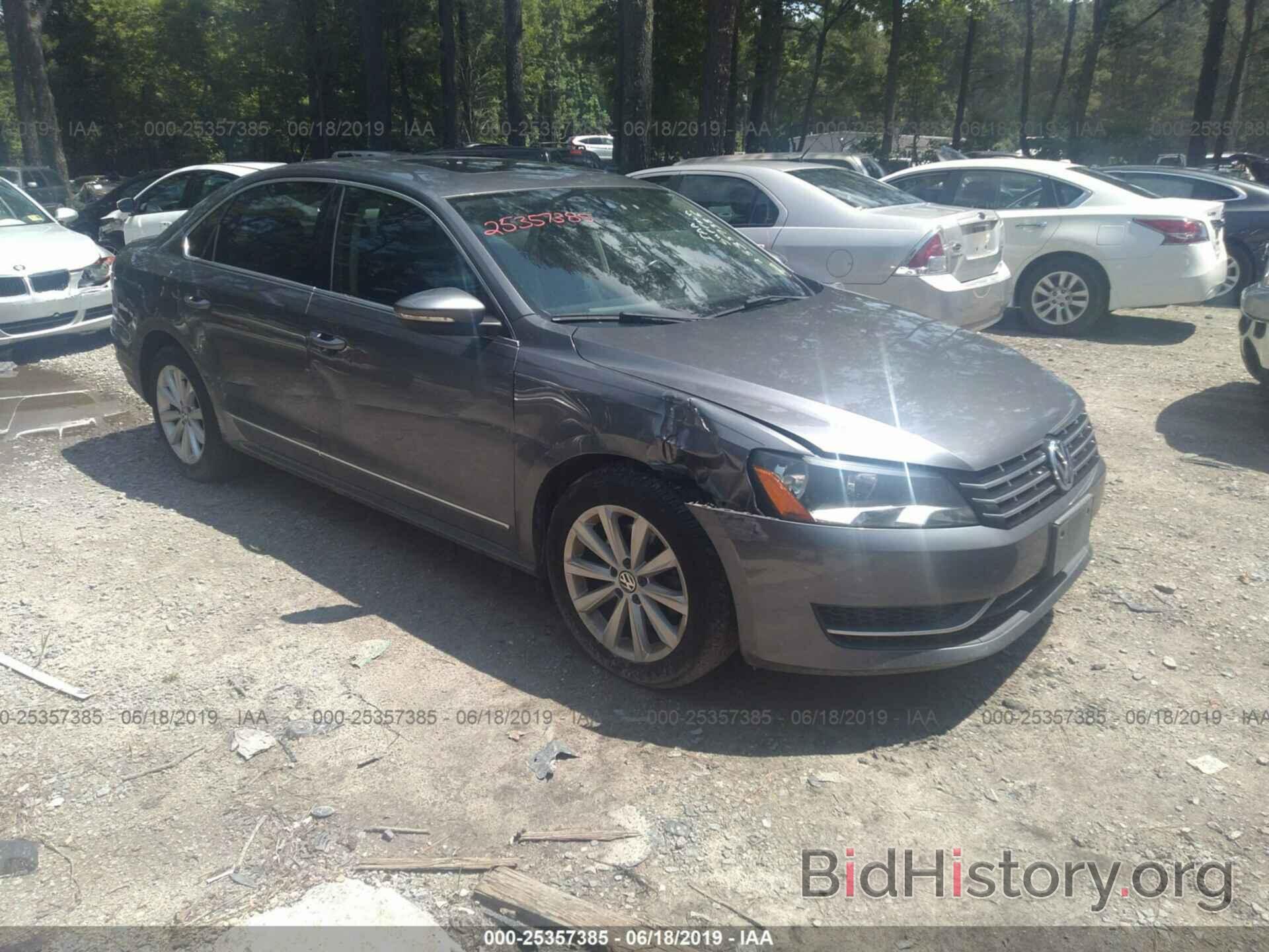 Photo 1VWCH7A37CC071882 - VOLKSWAGEN PASSAT 2012