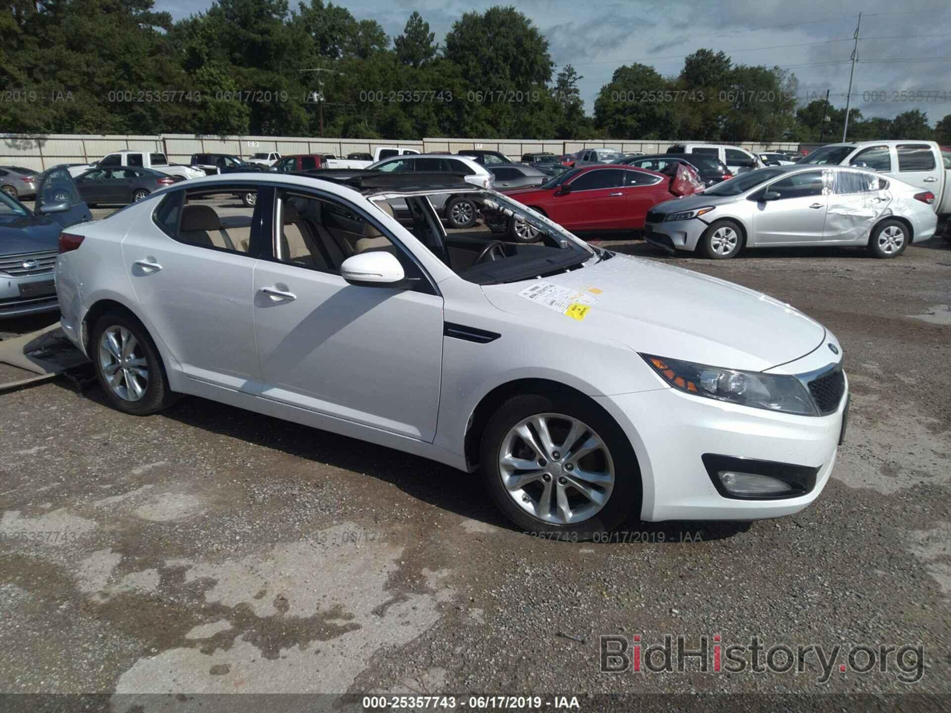 Photo 5XXGN4A72DG118865 - KIA OPTIMA 2013