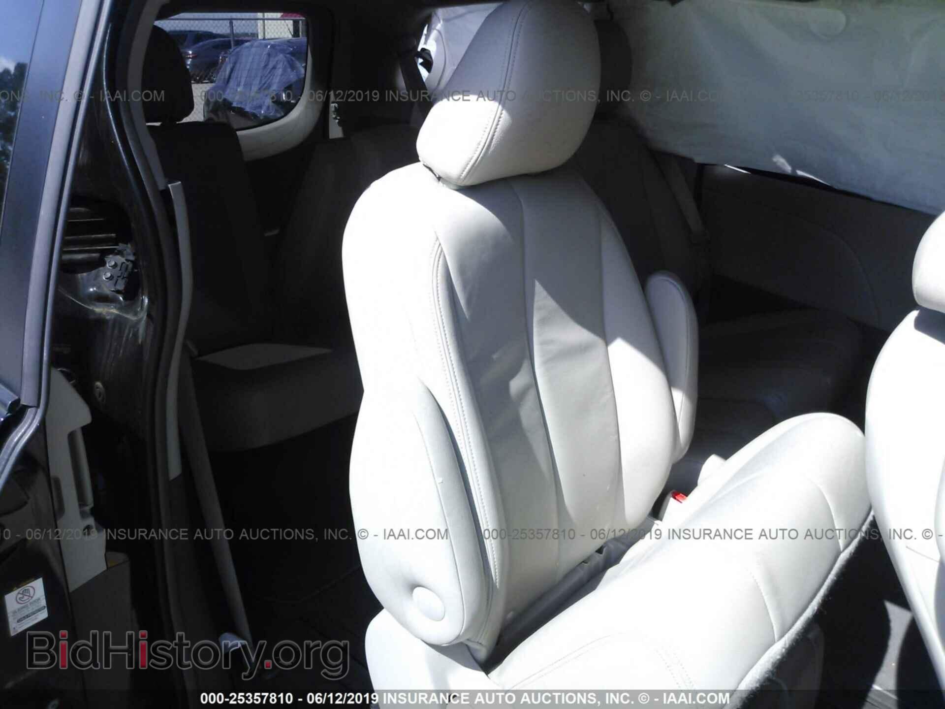 2011 TOYOTA SIENNA - VIN: 5TDKK3DC0BS070655 - Фото 8