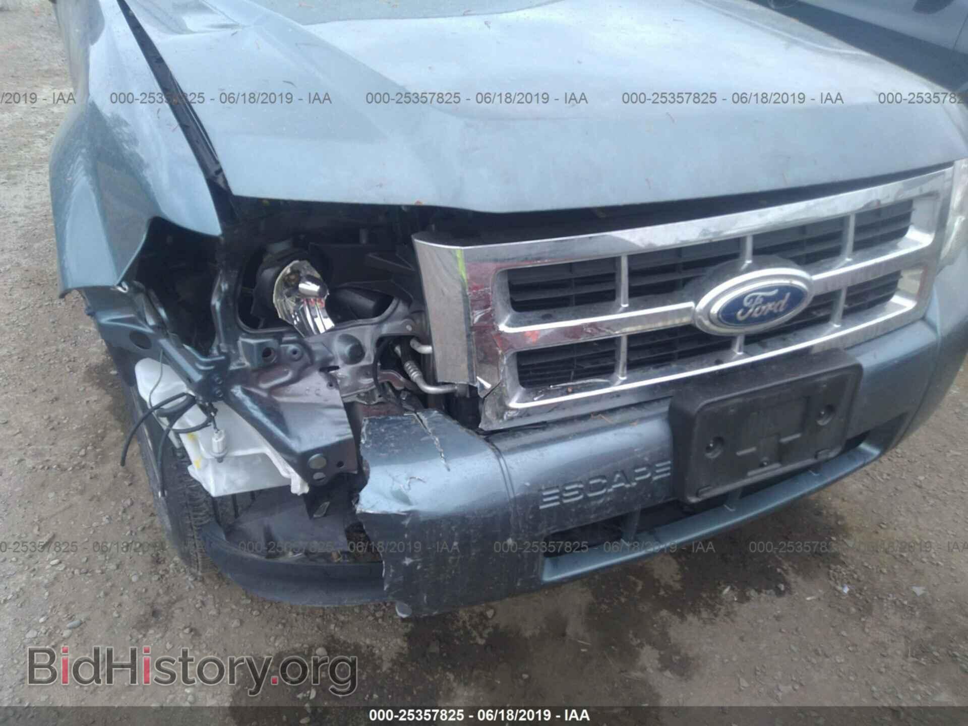 2011 FORD ESCAPE - VIN: 1FMCU0D73BKA95200 - Фото 6
