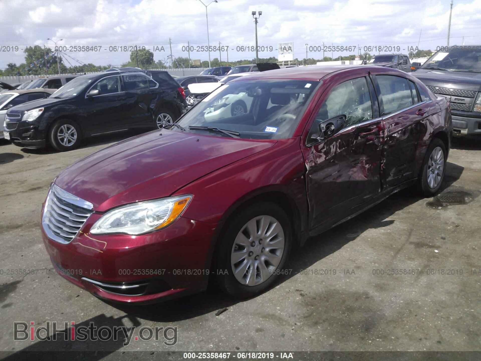 2014 CHRYSLER 200 - VIN: 1C3CCBAG9EN103699 - Photo 2