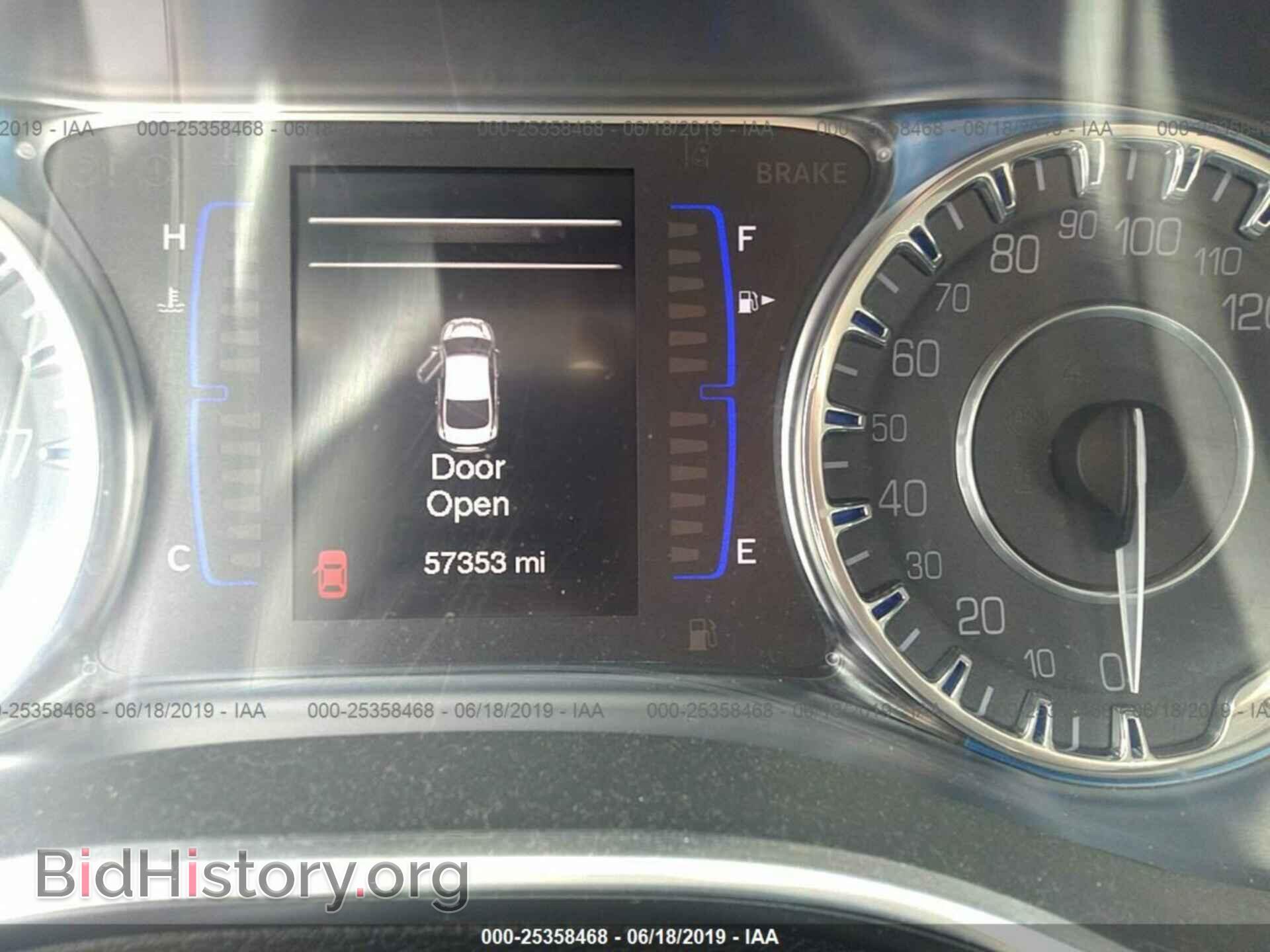 2016 CHRYSLER 200 - VIN: 1C3CCCAB2GN143510 - Фото 7