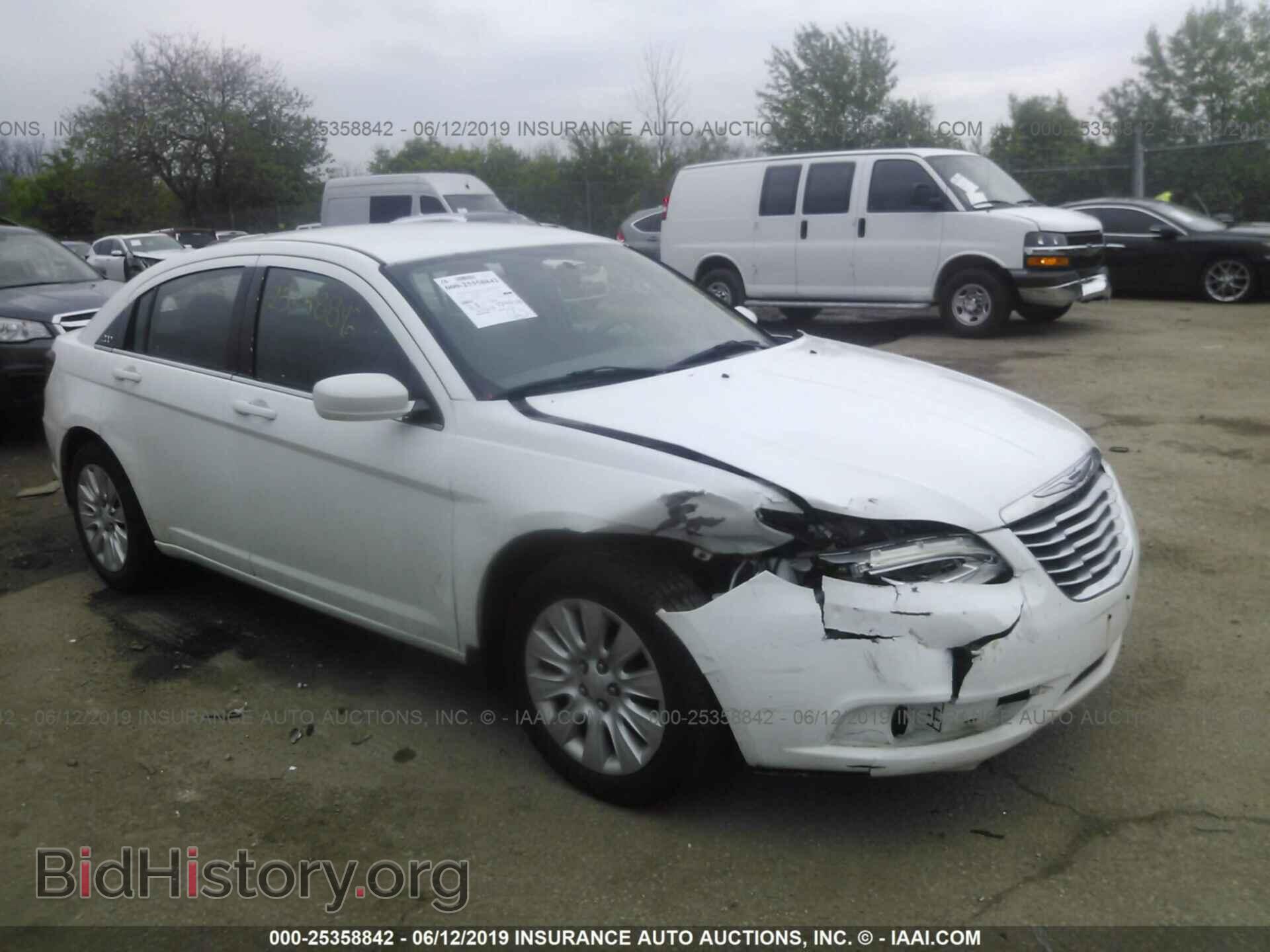 Фотография 1C3CCBAB6CN281619 - CHRYSLER 200 2012