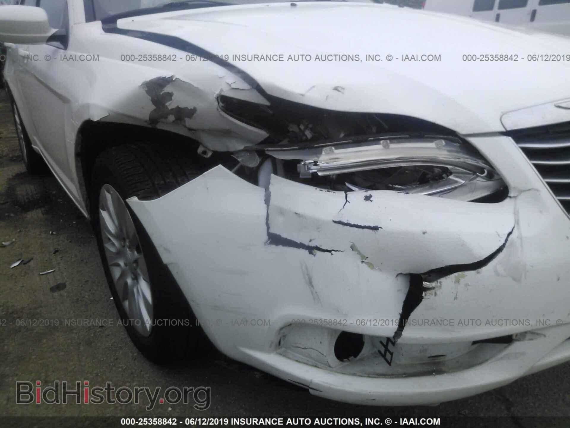 2012 CHRYSLER 200 - VIN: 1C3CCBAB6CN281619 - Фото 6