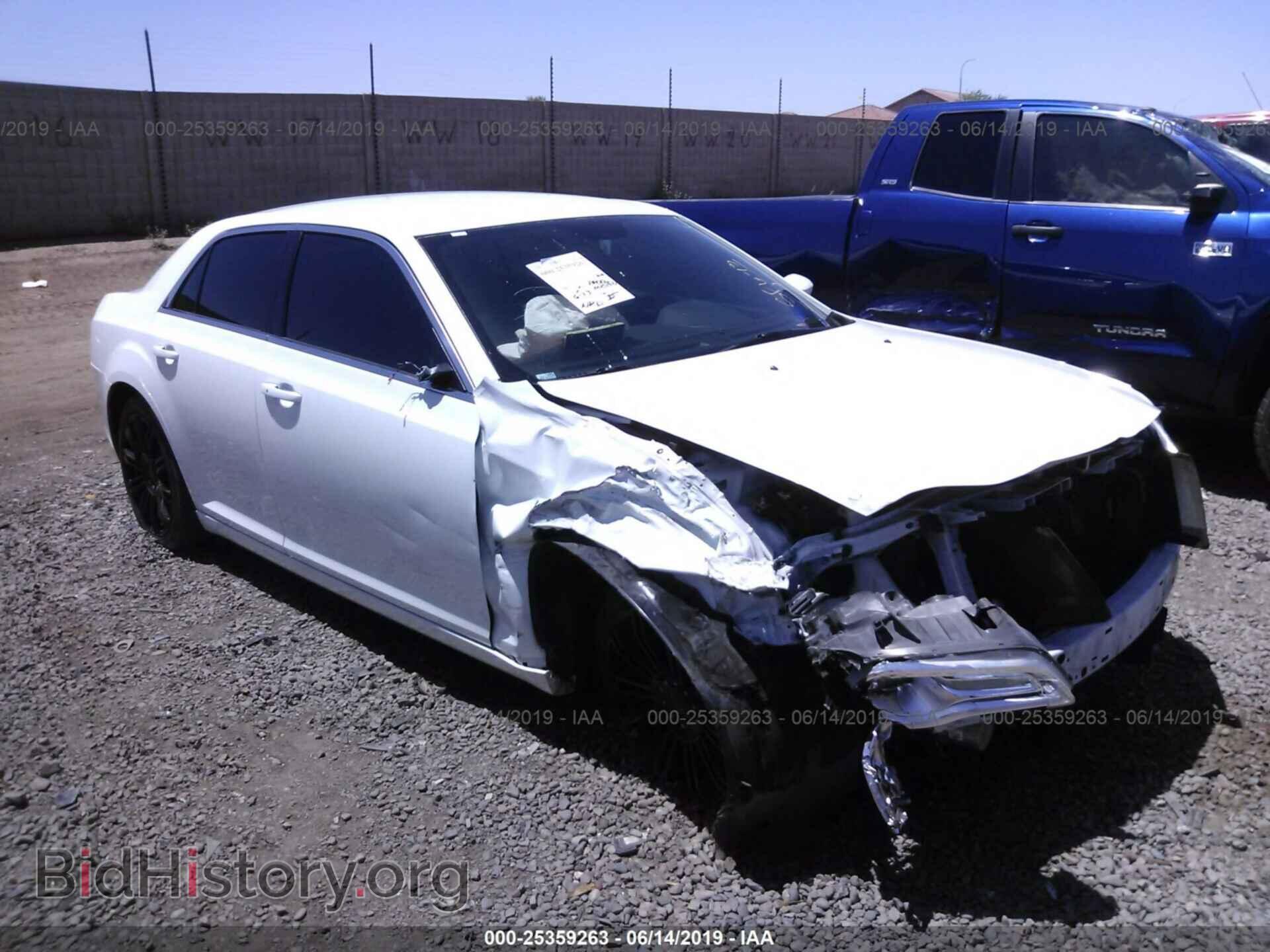 Фотография 2C3CCAAG5EH378828 - CHRYSLER 300 2014