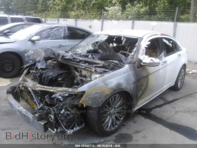 2012 Chrysler 200 (VIN 1C3CCBCB7CN307917) — фото 2 из 10
