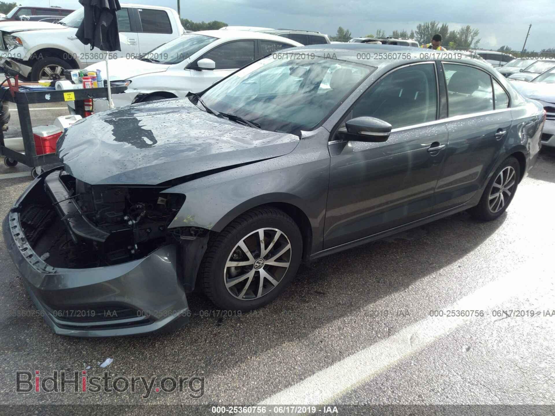 2017 VOLKSWAGEN JETTA - VIN: 3VWDB7AJXHM309024 - Фото 2