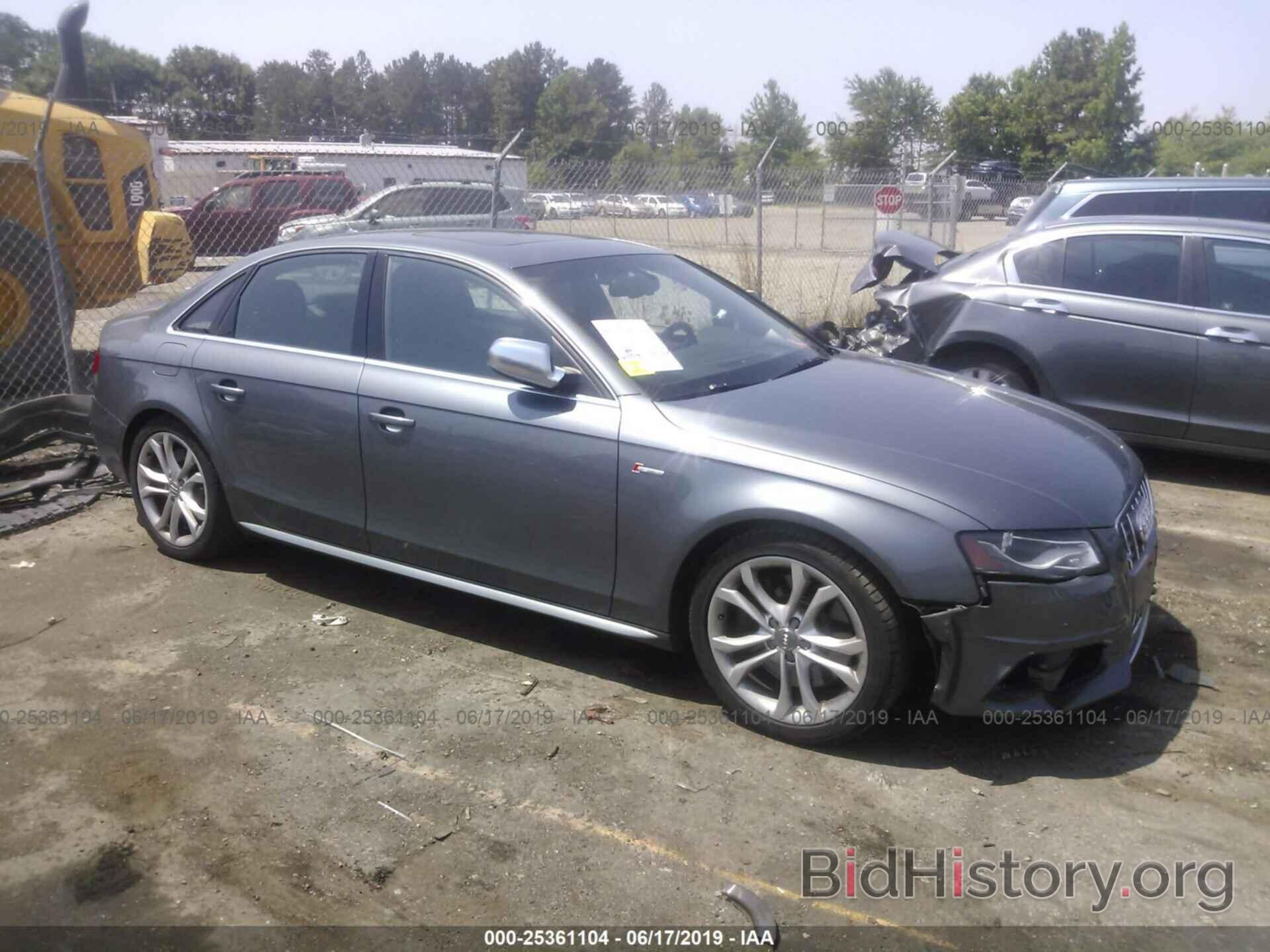 Photo WAUBGAFLXCA108617 - AUDI S4 2012