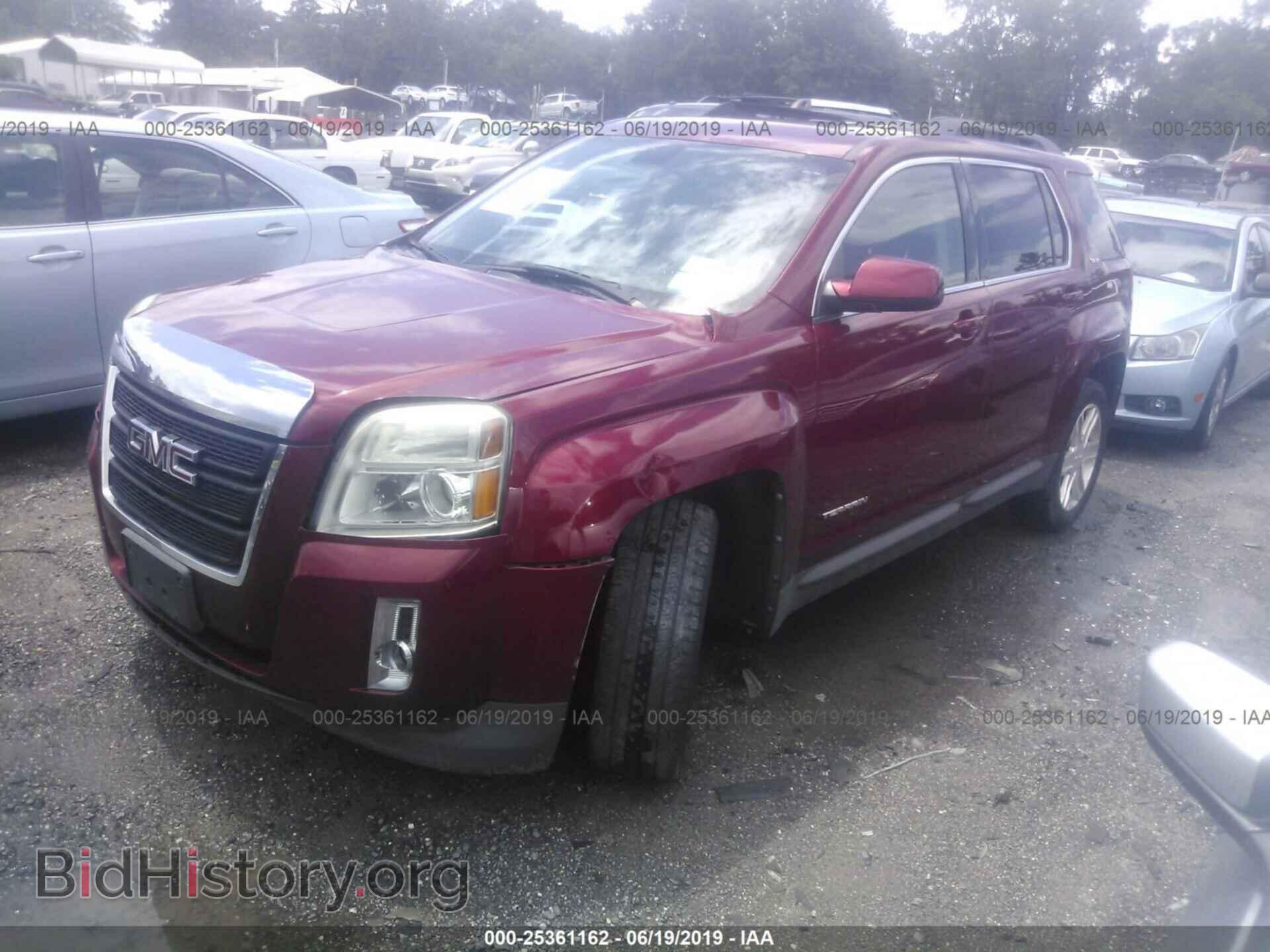 2011 GMC TERRAIN - VIN: 2CTFLTE56B6222838 - Photo 2
