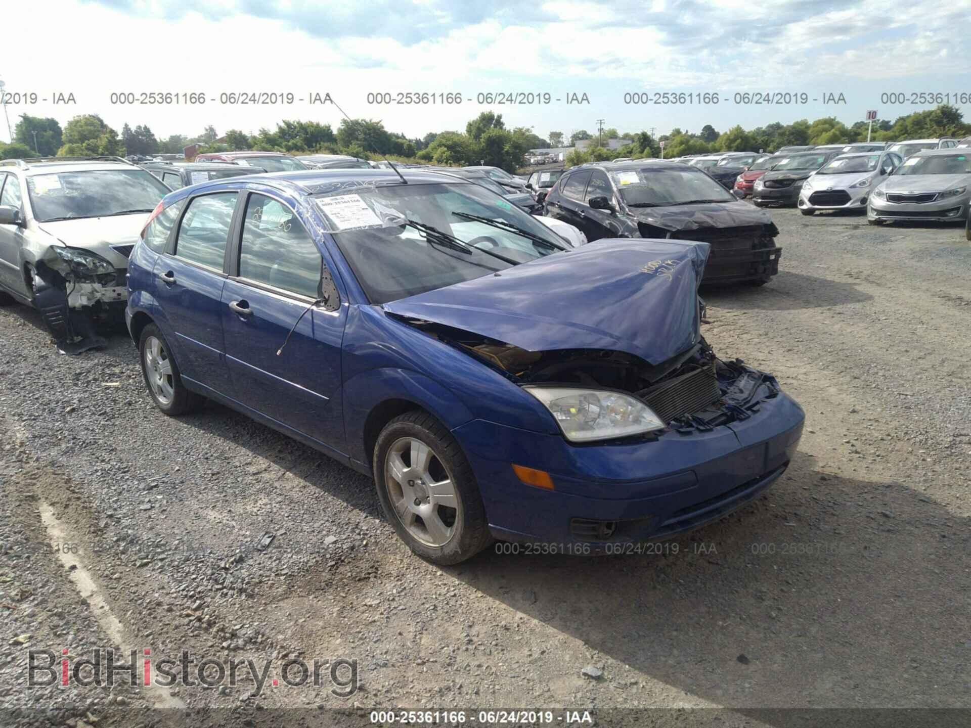 Photo 3FAFP37N25R138449 - FORD FOCUS 2005