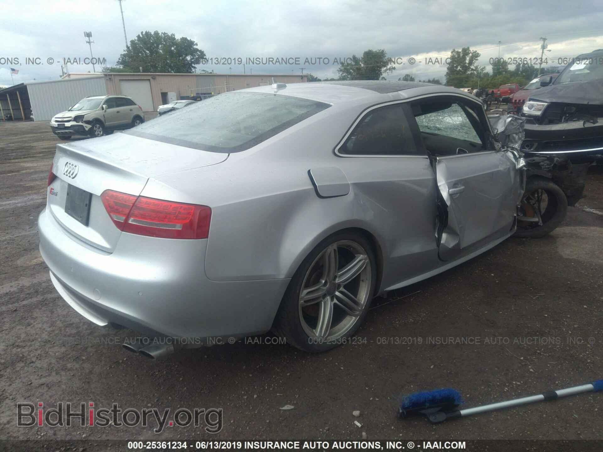 2010 AUDI S5 - VIN: WAUCVAFR9AA078747 - Photo 4