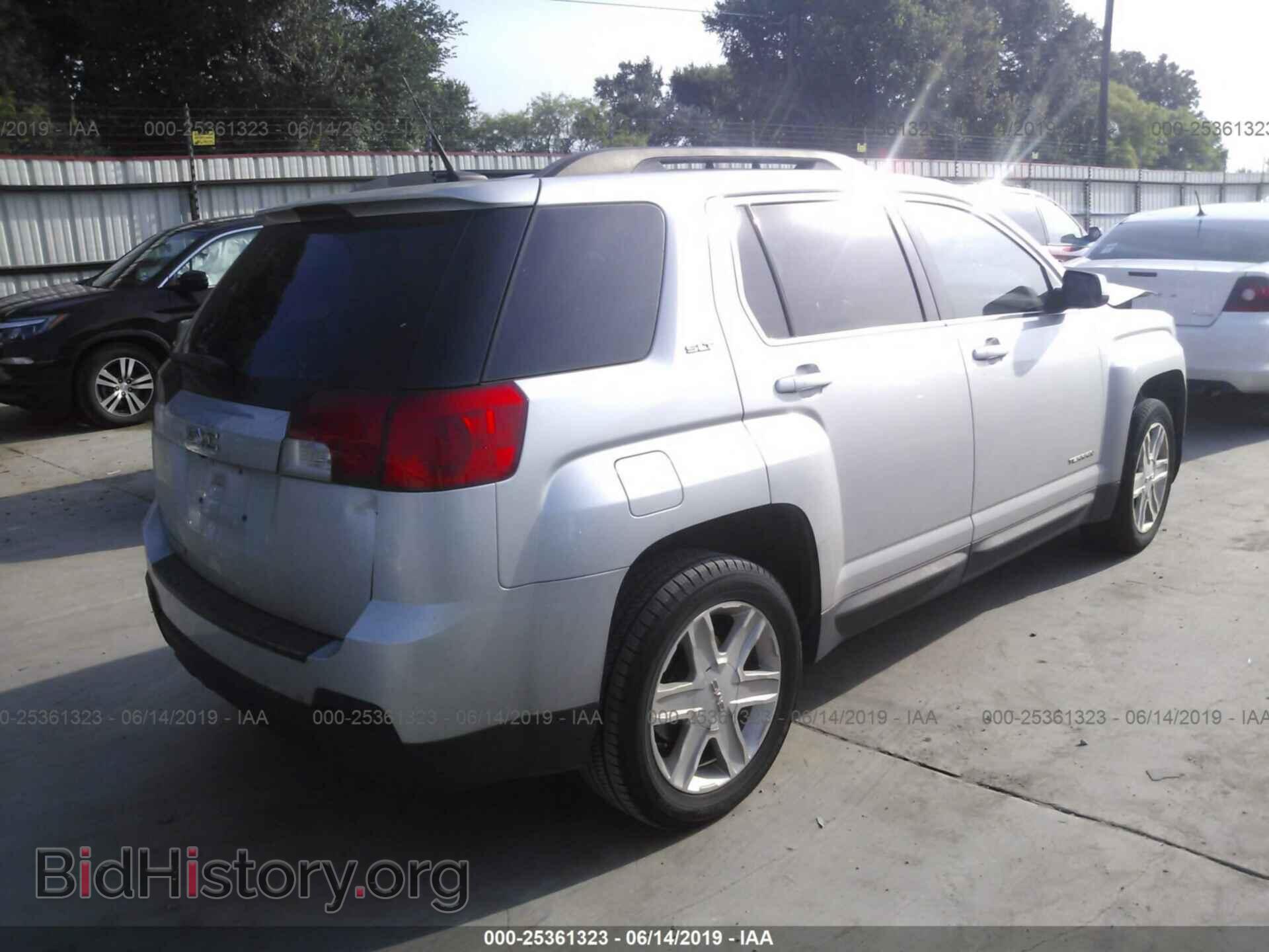 2011 GMC TERRAIN - VIN: 2CTALUEC6B6471588 - Photo 4