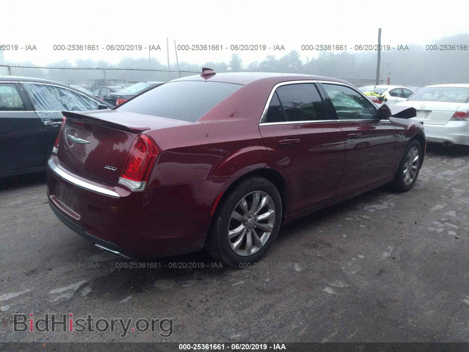 2015 CHRYSLER 300 - VIN: 2C3CCARG7FH882920 - Photo 4