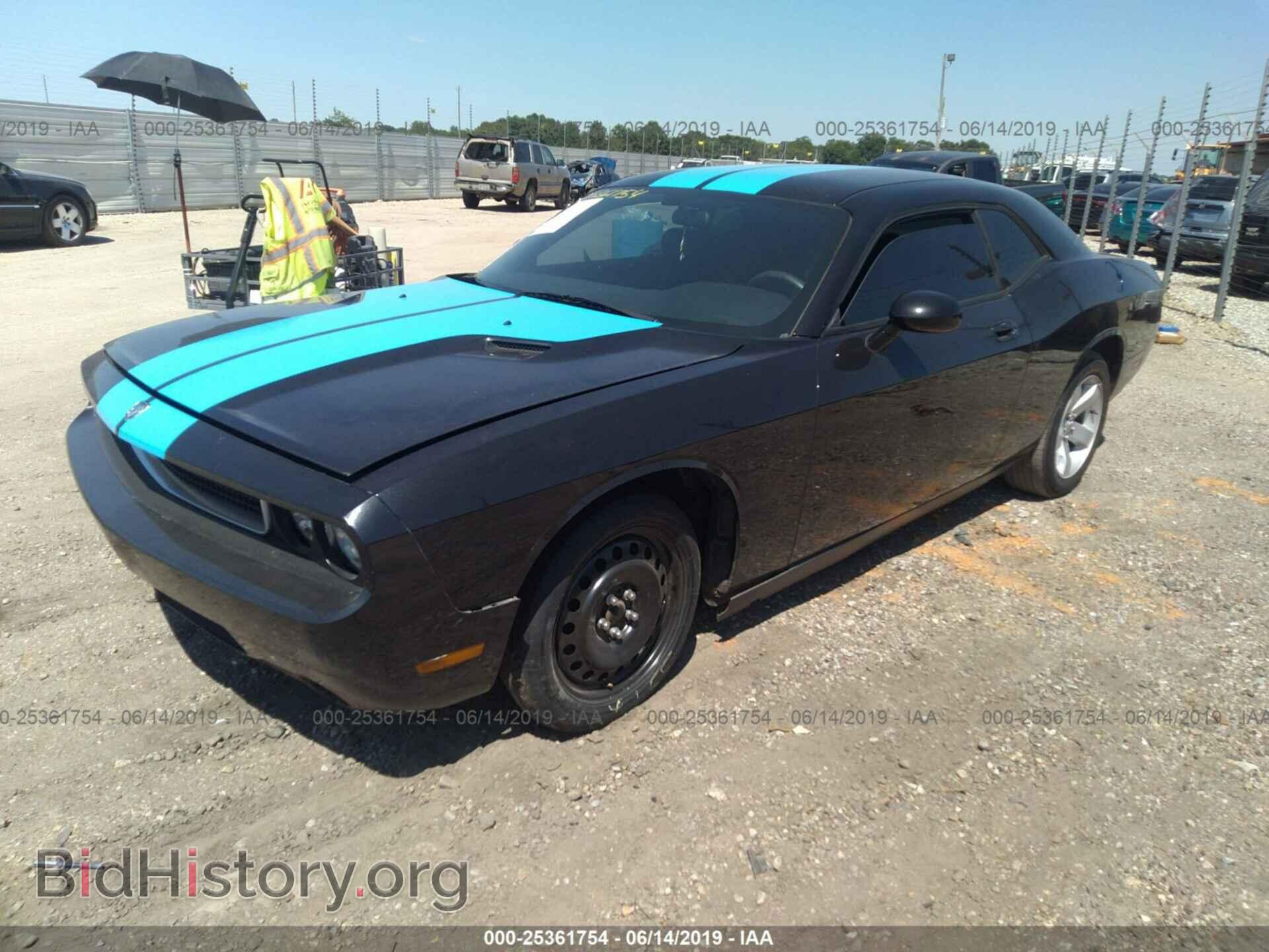 2010 DODGE CHALLENGER - VIN: 2B3CJ4DV2AH323911 - Photo 2