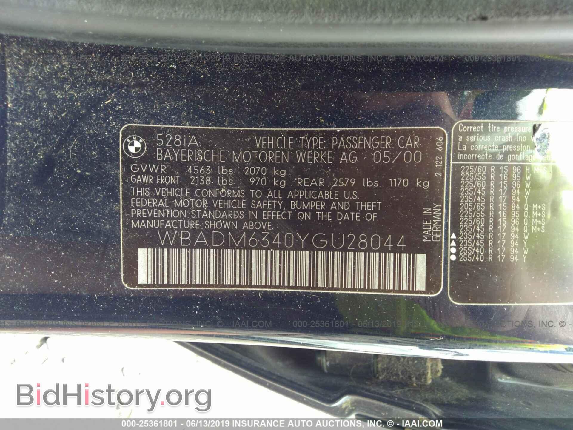 2000 BMW 528 - VIN: WBADM6340YGU28044 - Фото 9