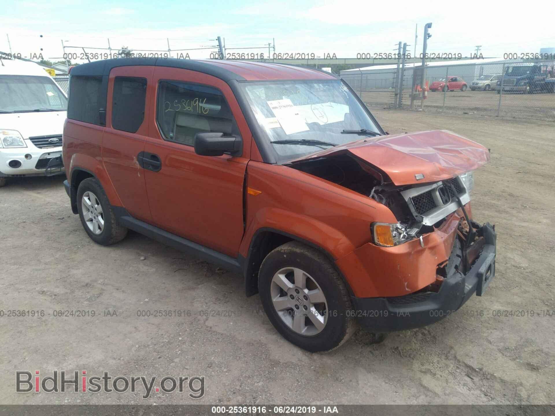 Фотография 5J6YH2H72BL000070 - HONDA ELEMENT 2011