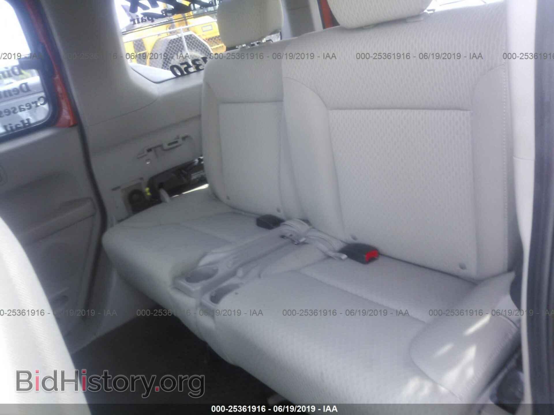 2011 HONDA ELEMENT - VIN: 5J6YH2H72BL000070 - Photo 8
