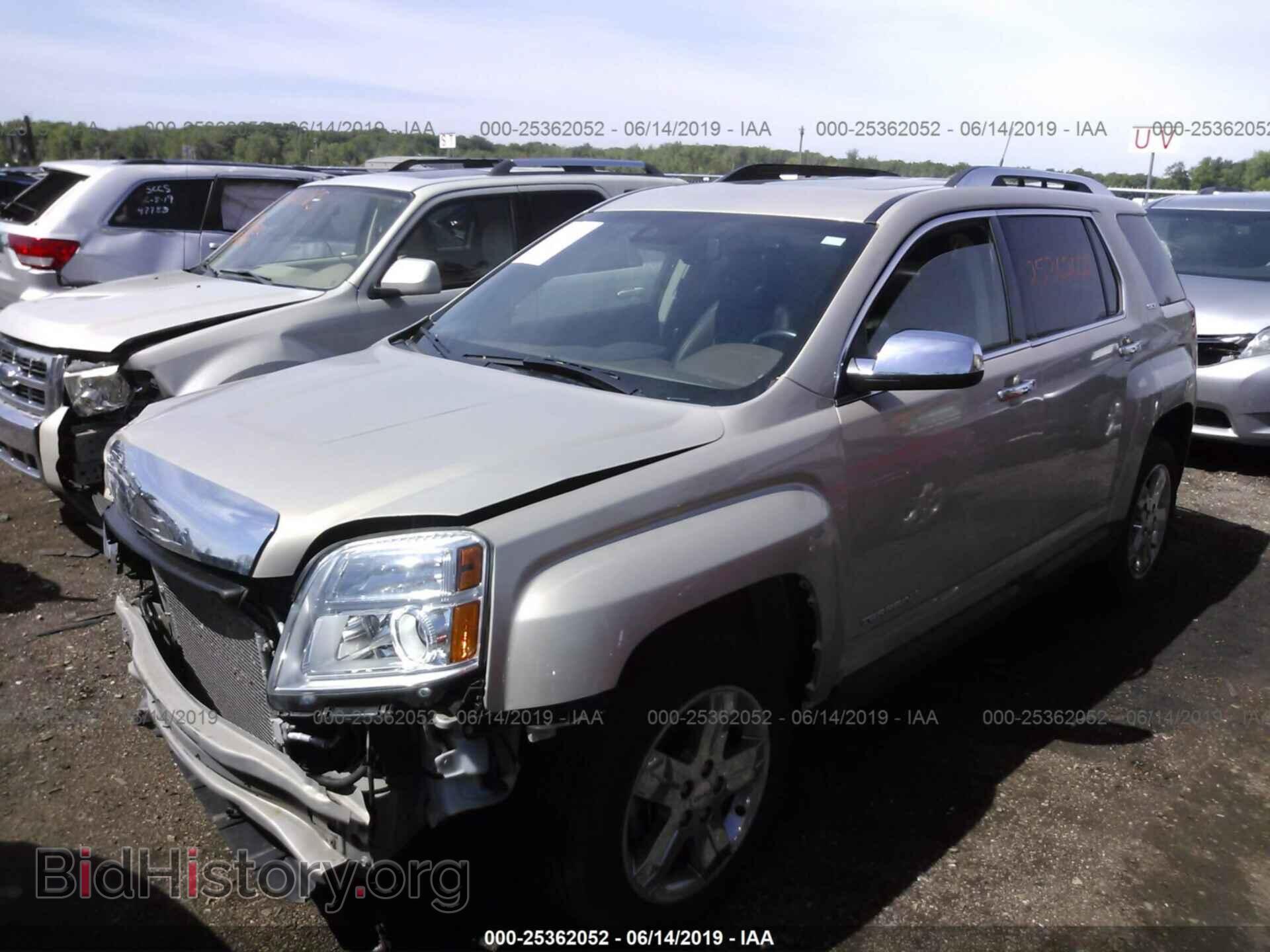 2012 GMC TERRAIN - VIN: 2GKFLXE57C6230021 - Photo 2