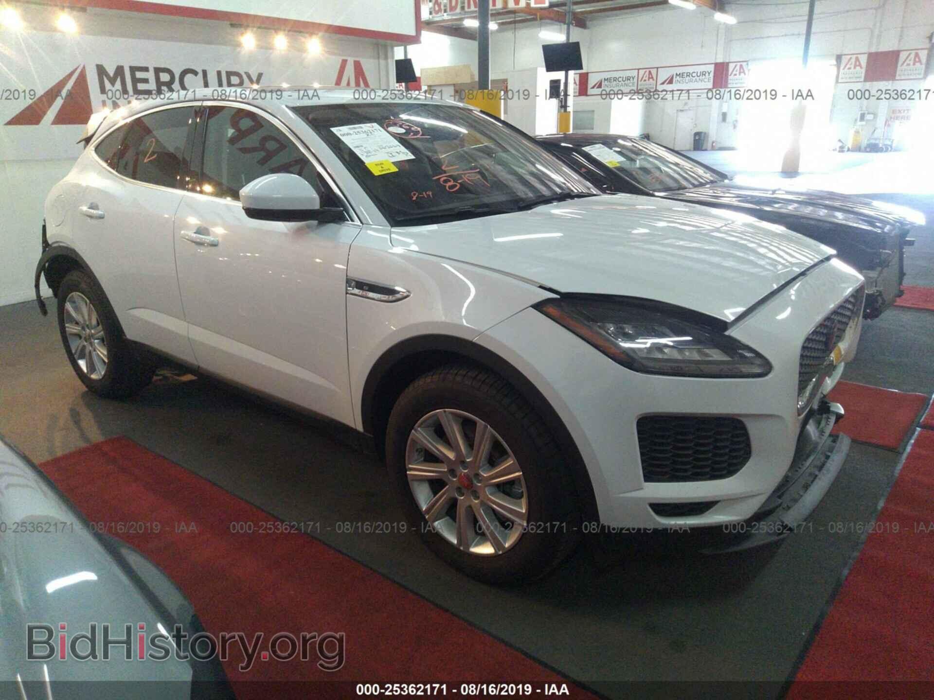 Фотография SADFJ2FX0J1Z31847 - JAGUAR E-PACE 2018