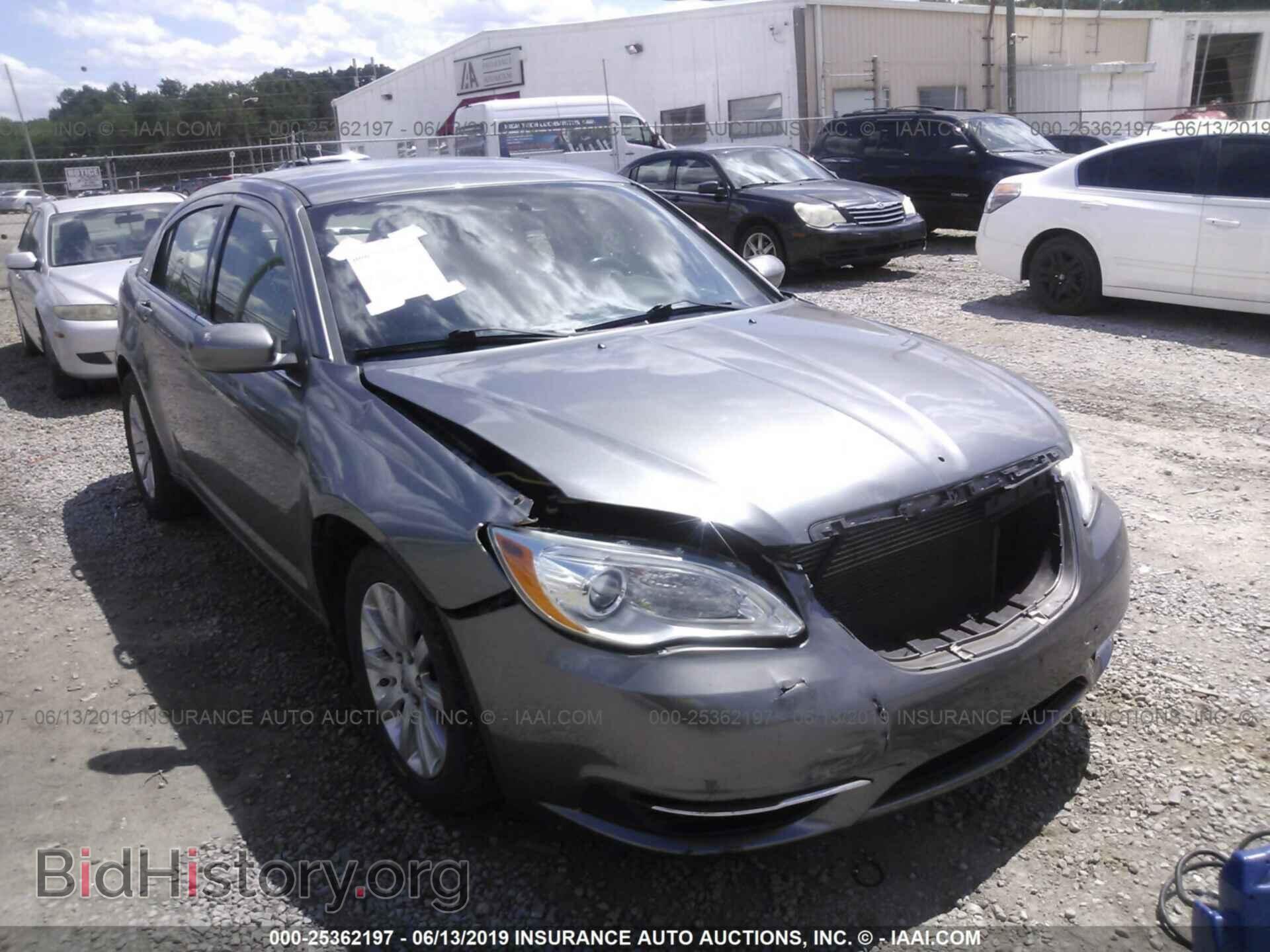 Photo 1C3CCBBG2CN109176 - CHRYSLER 200 2012