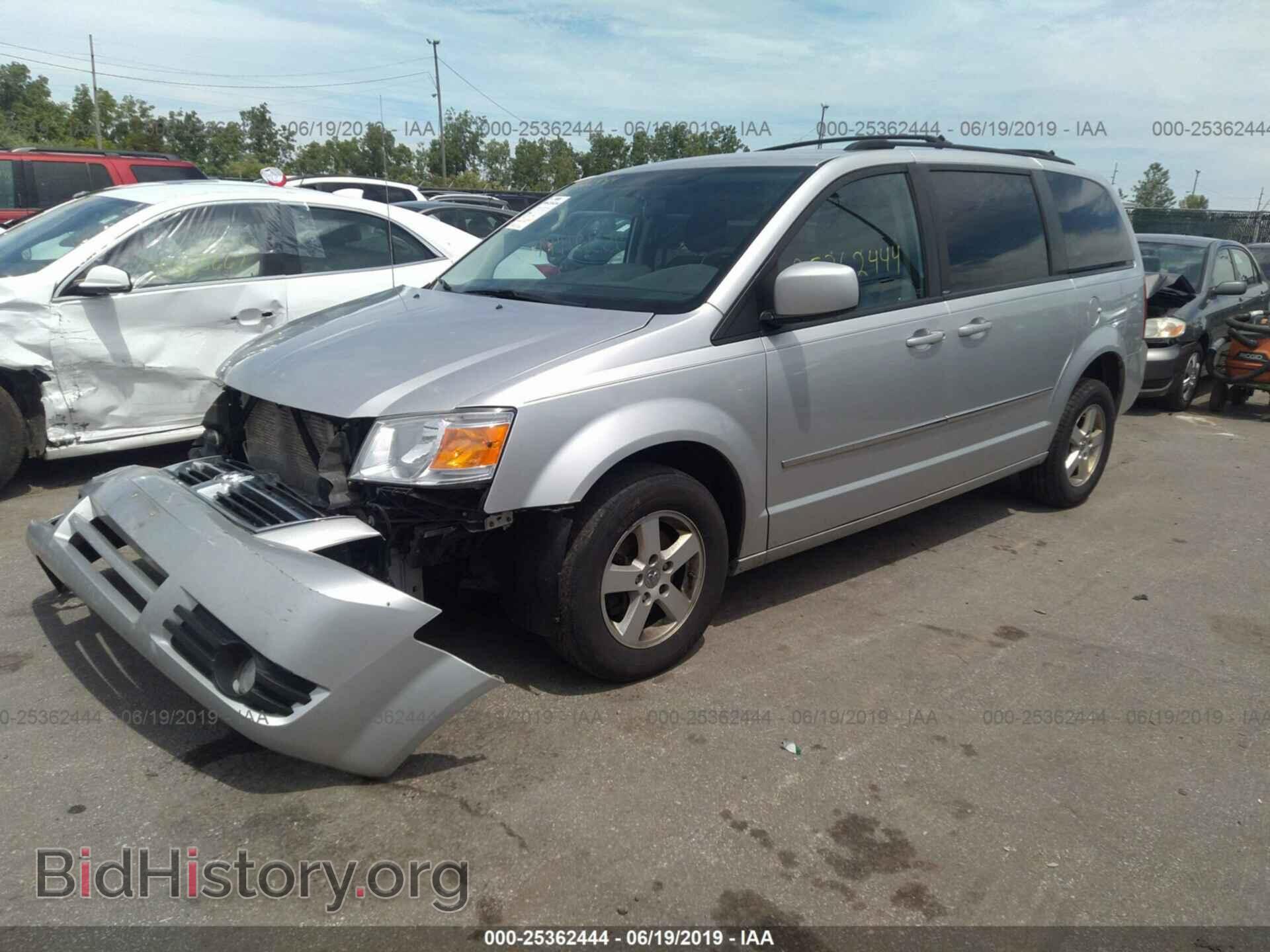 2010 DODGE GRAND CARAVAN - VIN: 2D4RN5D15AR475596 - Фото 2