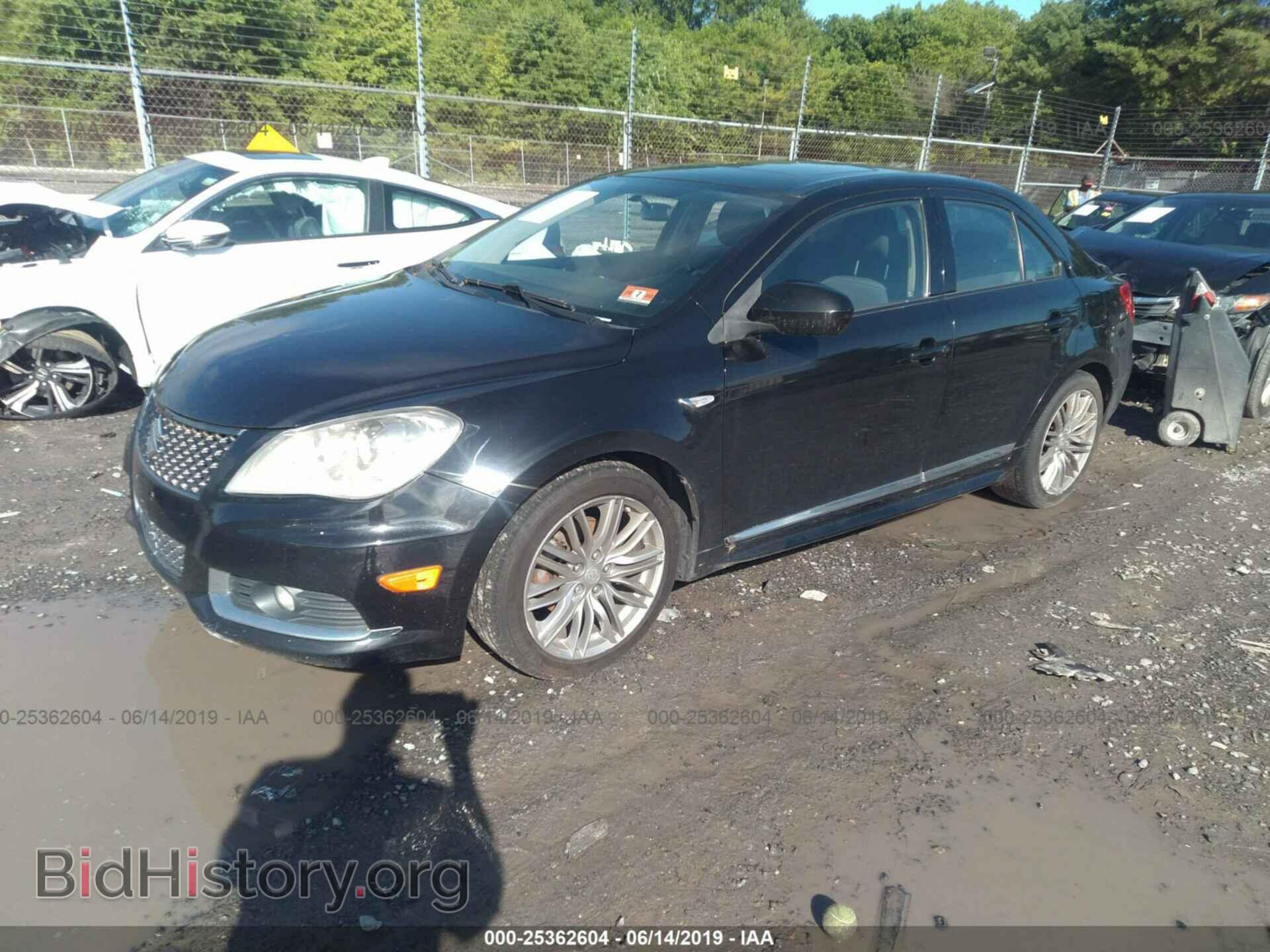 2011 SUZUKI KIZASHI - VIN: JS2RF9A63B6110236 - Фото 2
