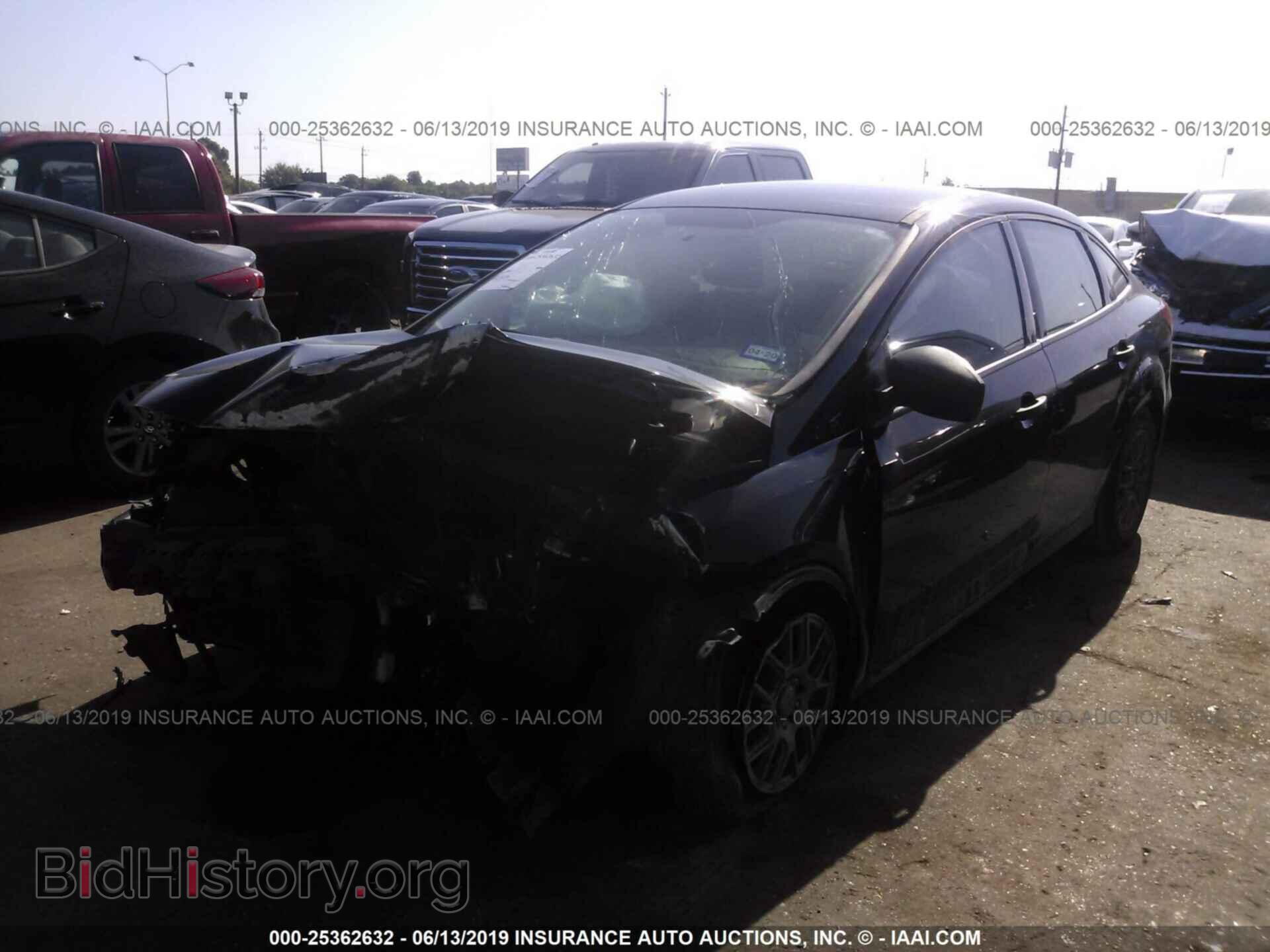 2016 FORD FOCUS - VIN: 1FADP3E26GL220816 - Фото 2