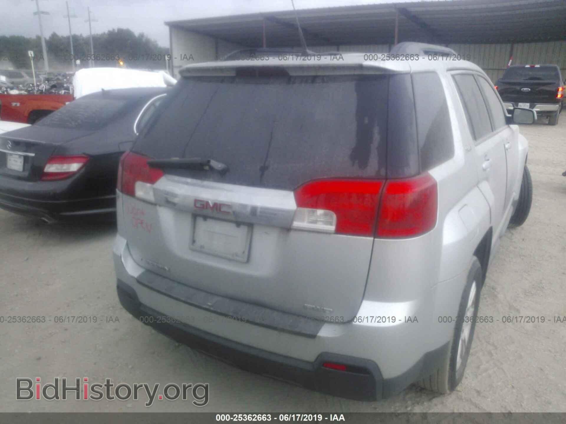 2010 GMC TERRAIN - VIN: 2CTFLEEW8A6387616 - Photo 4