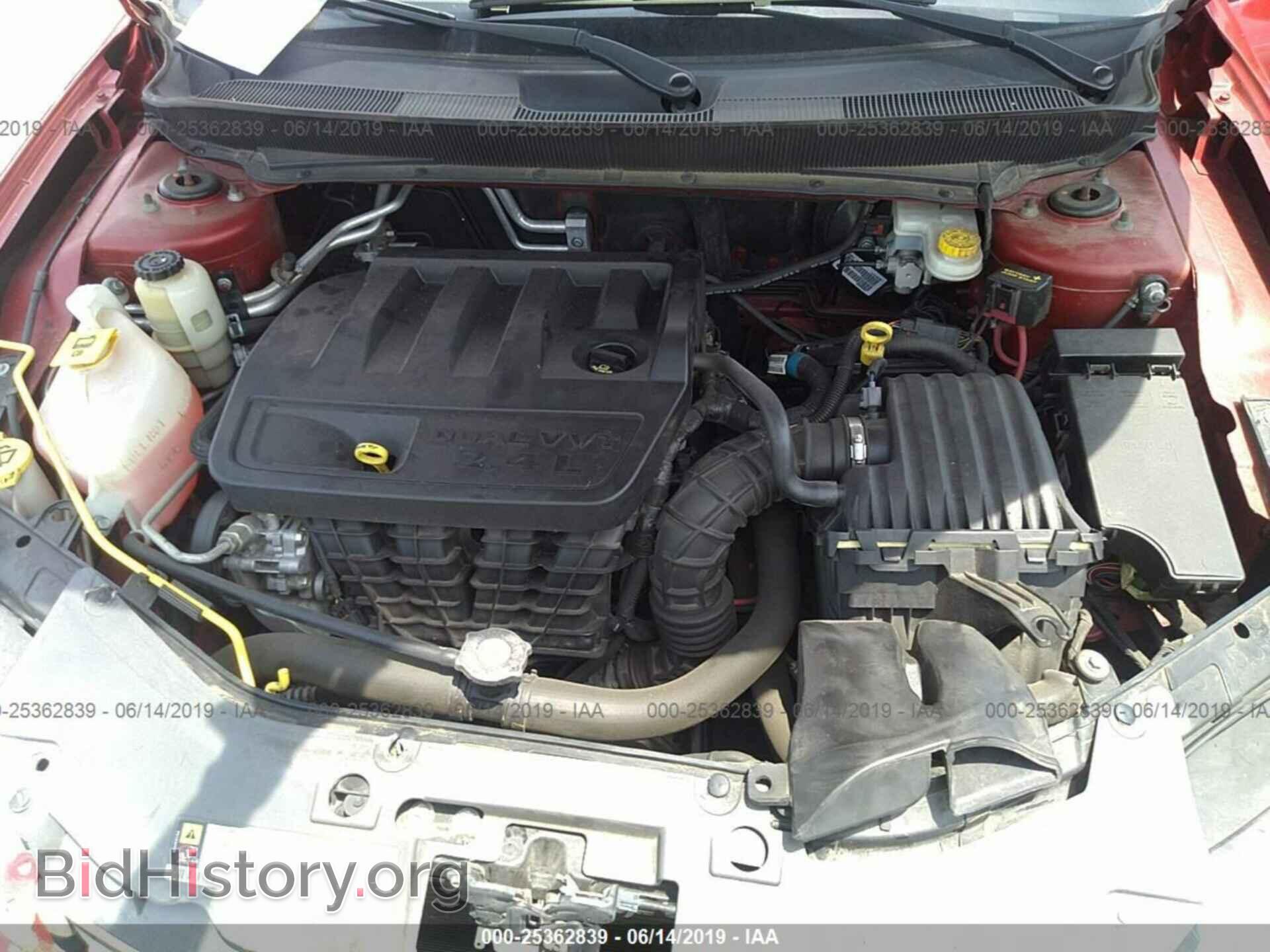 2010 CHRYSLER SEBRING - VIN: 1C3CC4FB2AN211682 - Фото 10