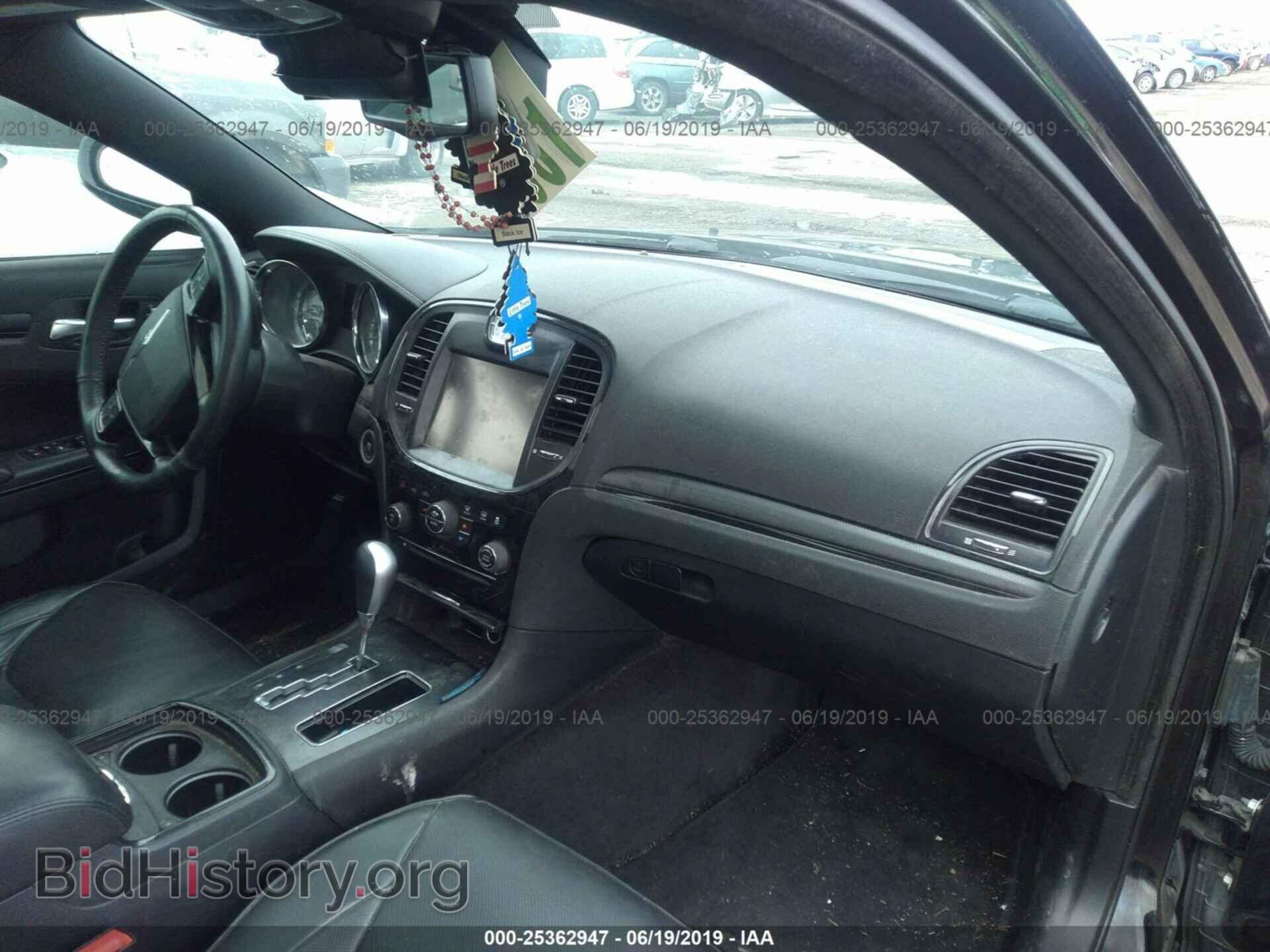 2012 CHRYSLER 300 - VIN: 2C3CCADT2CH315336 - Фото 5