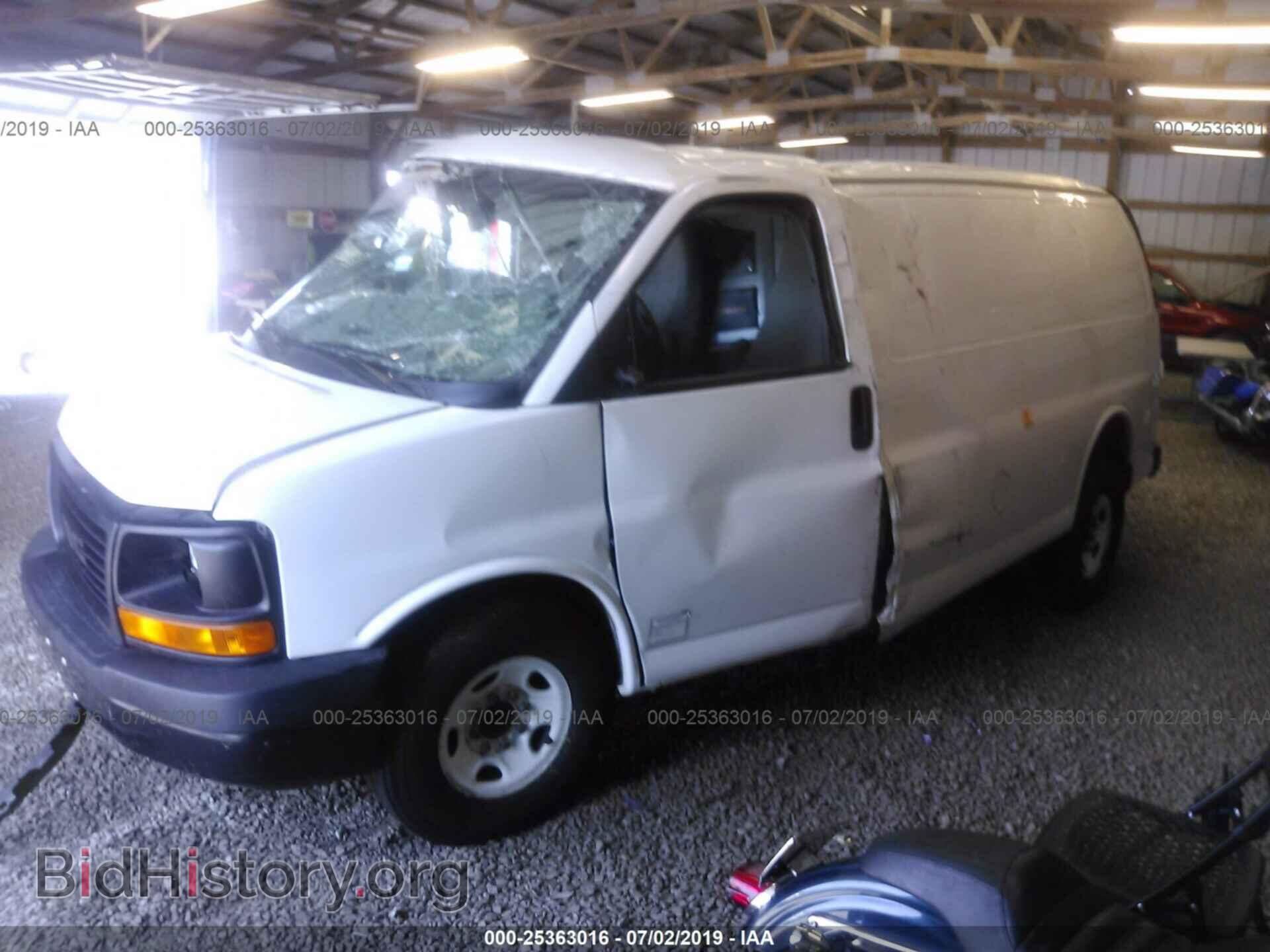 2012 GMC SAVANA - VIN: 1GTW7FCA2C1182943 - Фото 2
