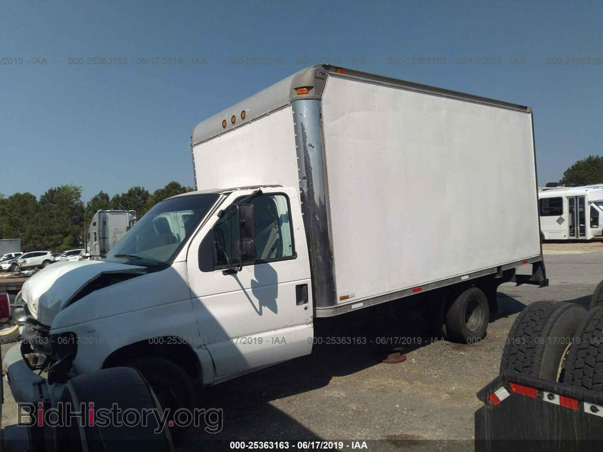 1997 FORD ECONOLINE - VIN: 1FDKE37L7VHB97703 - Фото 2