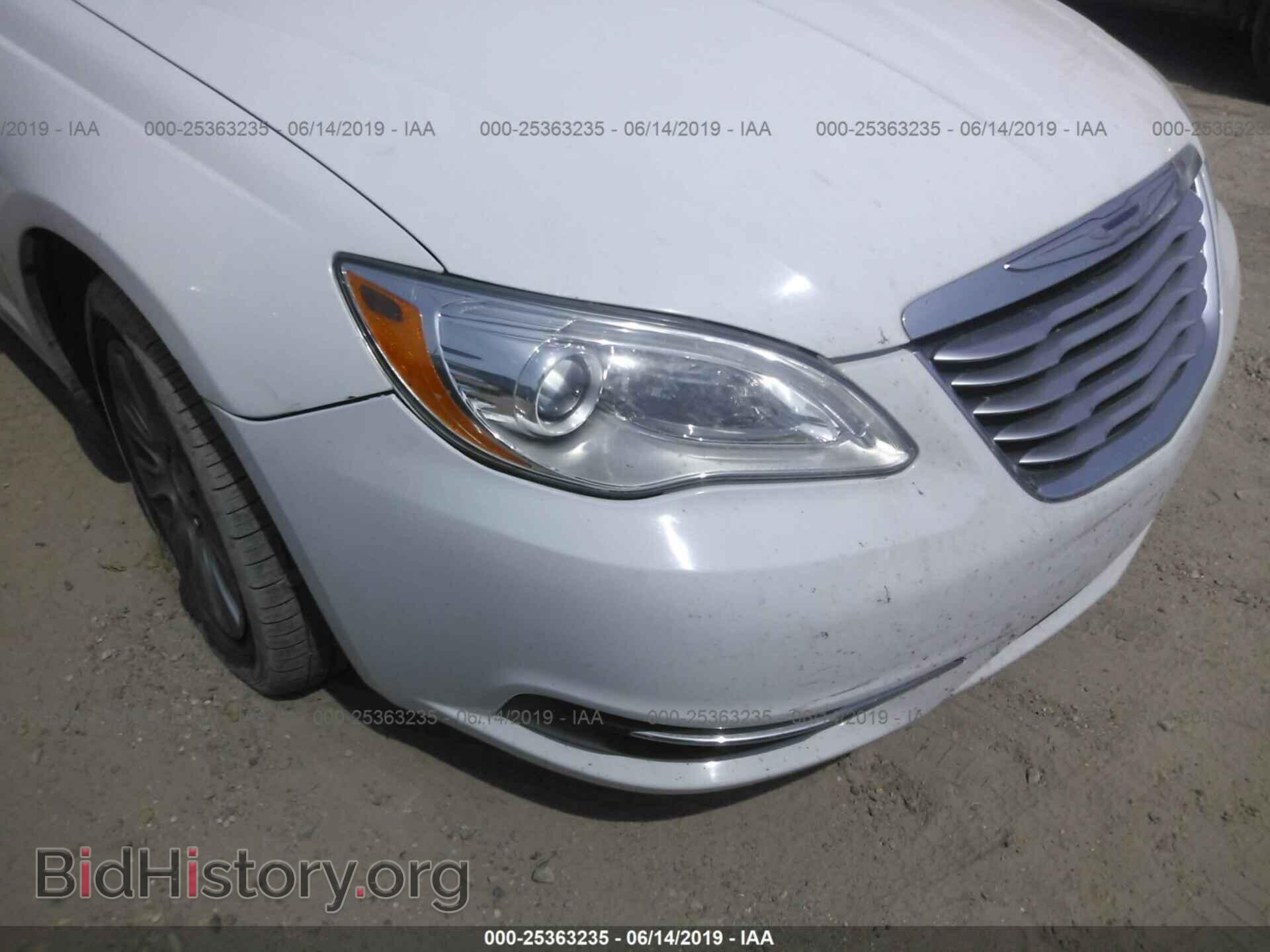 2014 CHRYSLER 200 - VIN: 1C3CCBABXEN211026 - Фото 6
