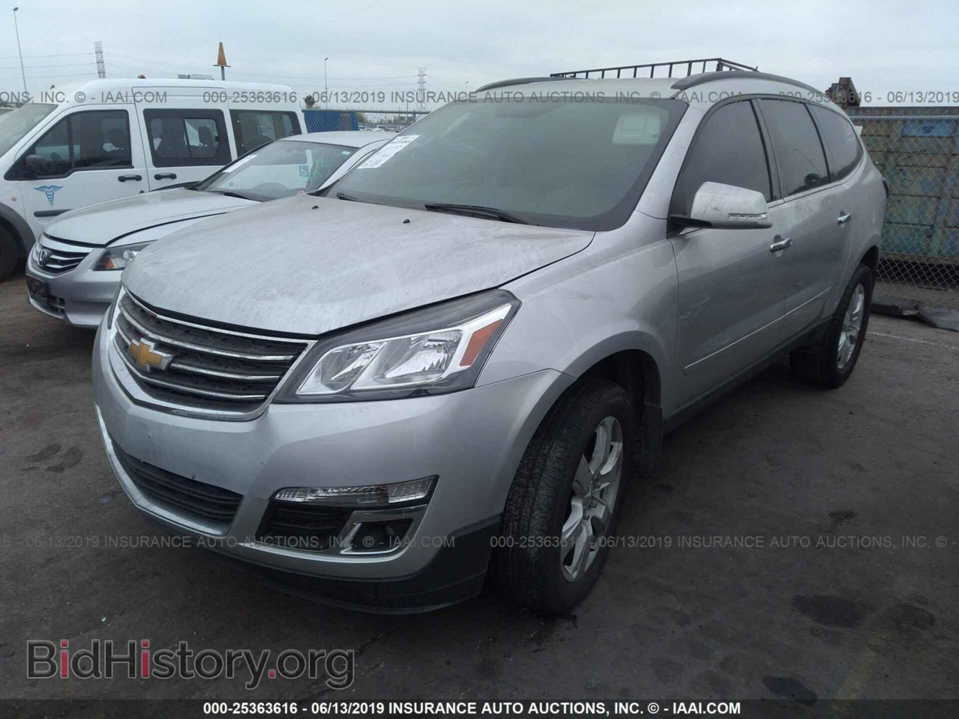 2017 CHEVROLET TRAVERSE - VIN: 1GNKRGKD4HJ184458 - Фото 2